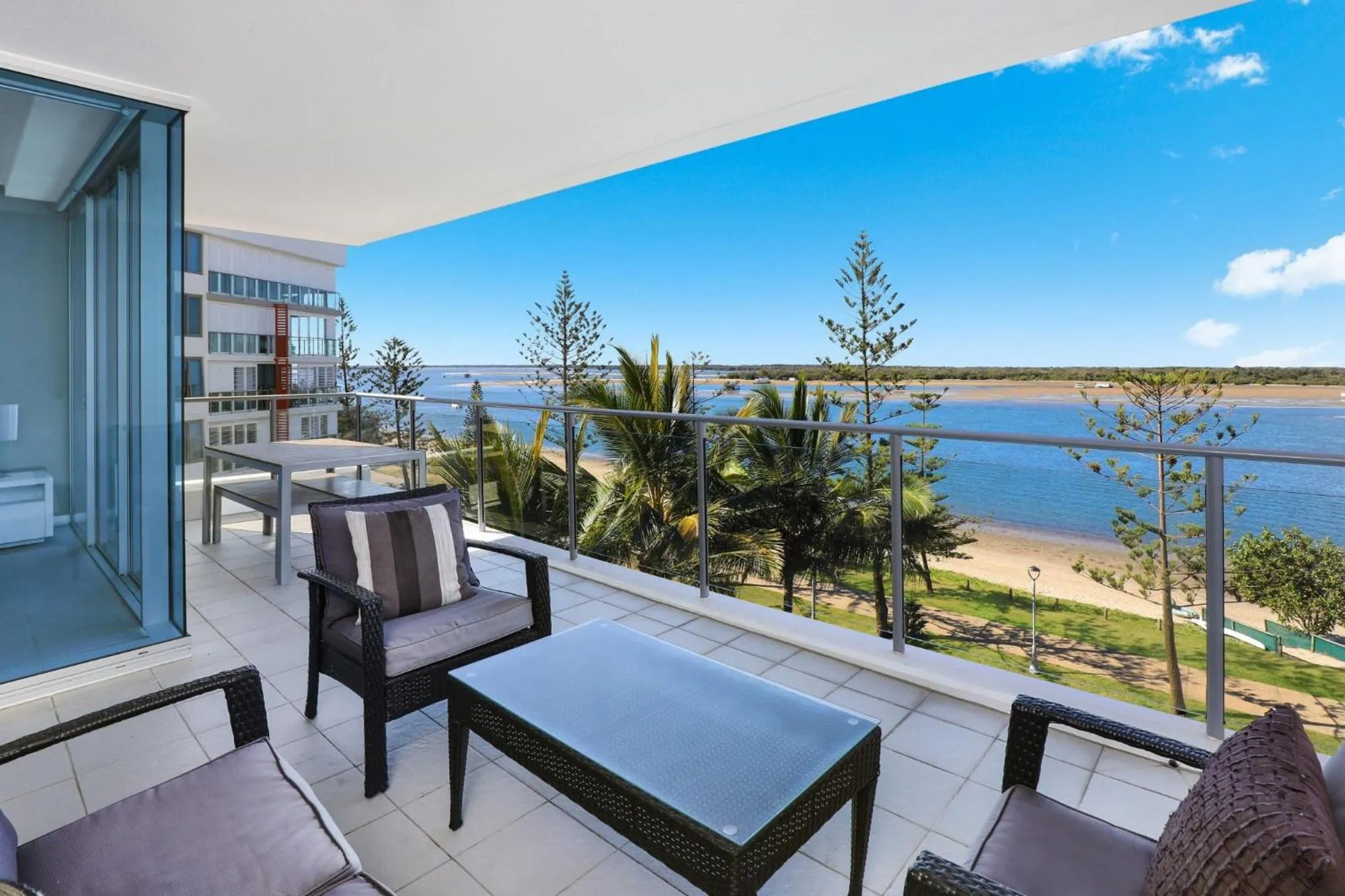 Balcony/Terrace in Silvershore Apartments on the Broadwater