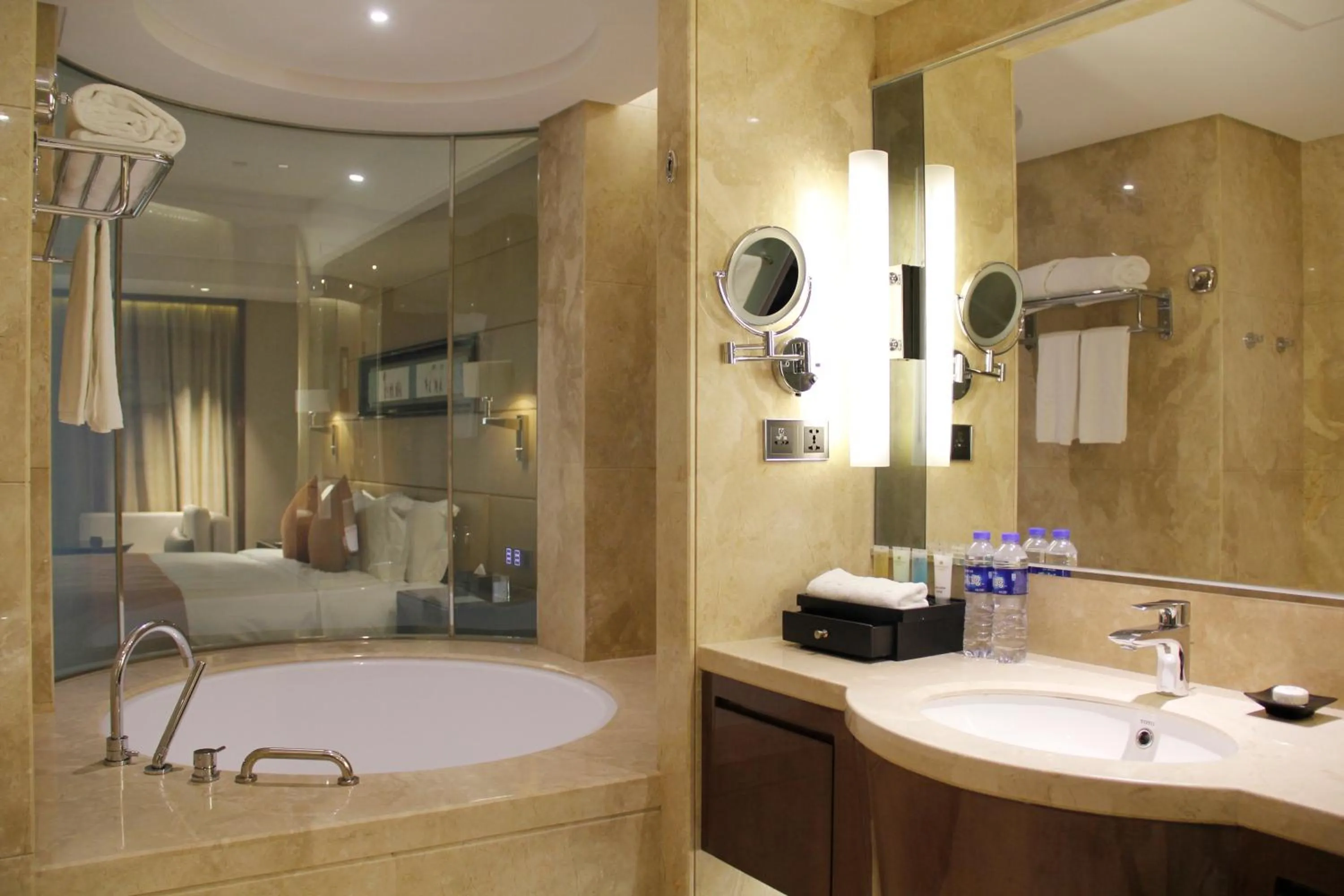 Bathroom in Swissôtel Guangzhou