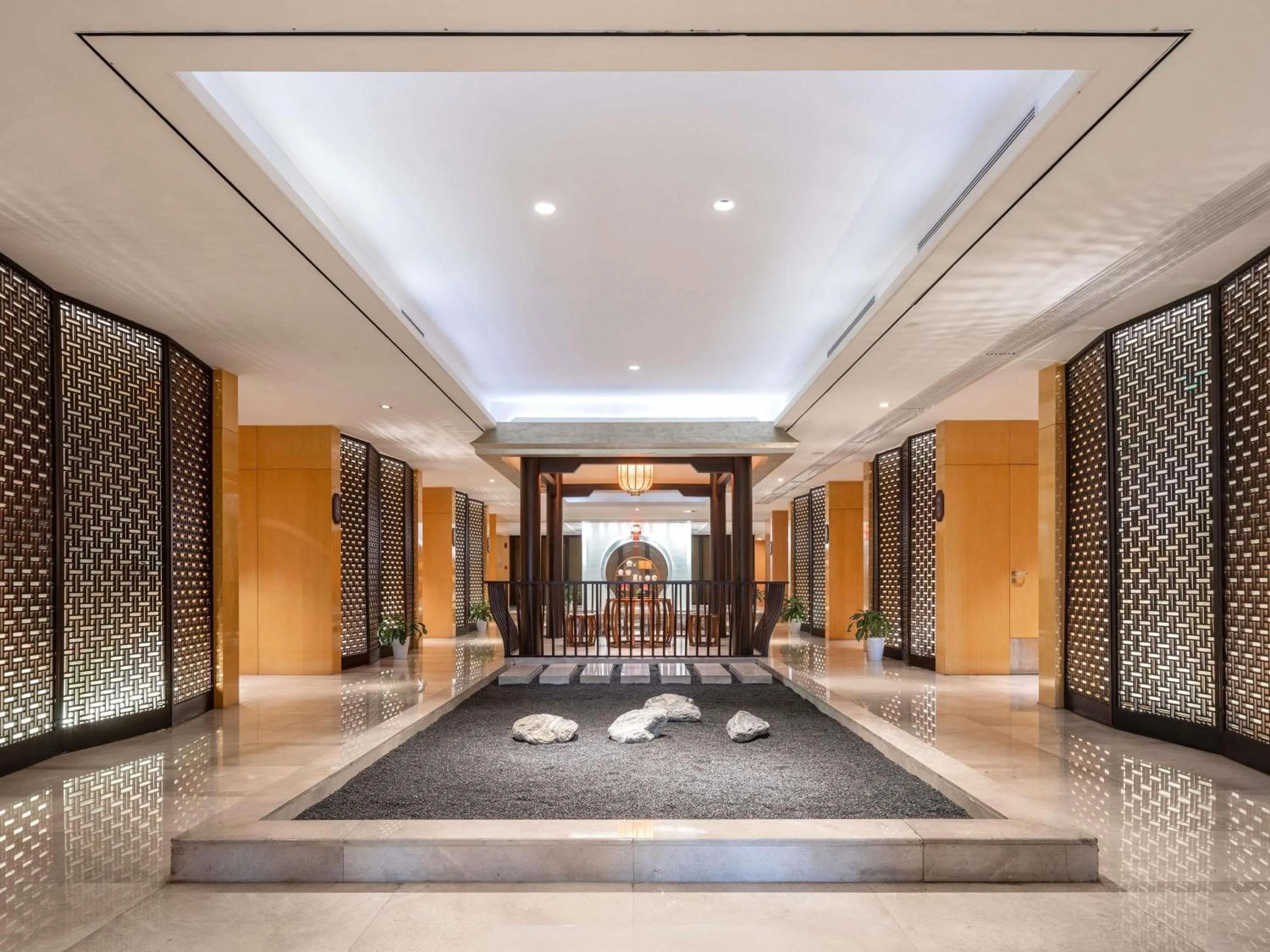 Restaurant/places to eat in Swissôtel Guangzhou