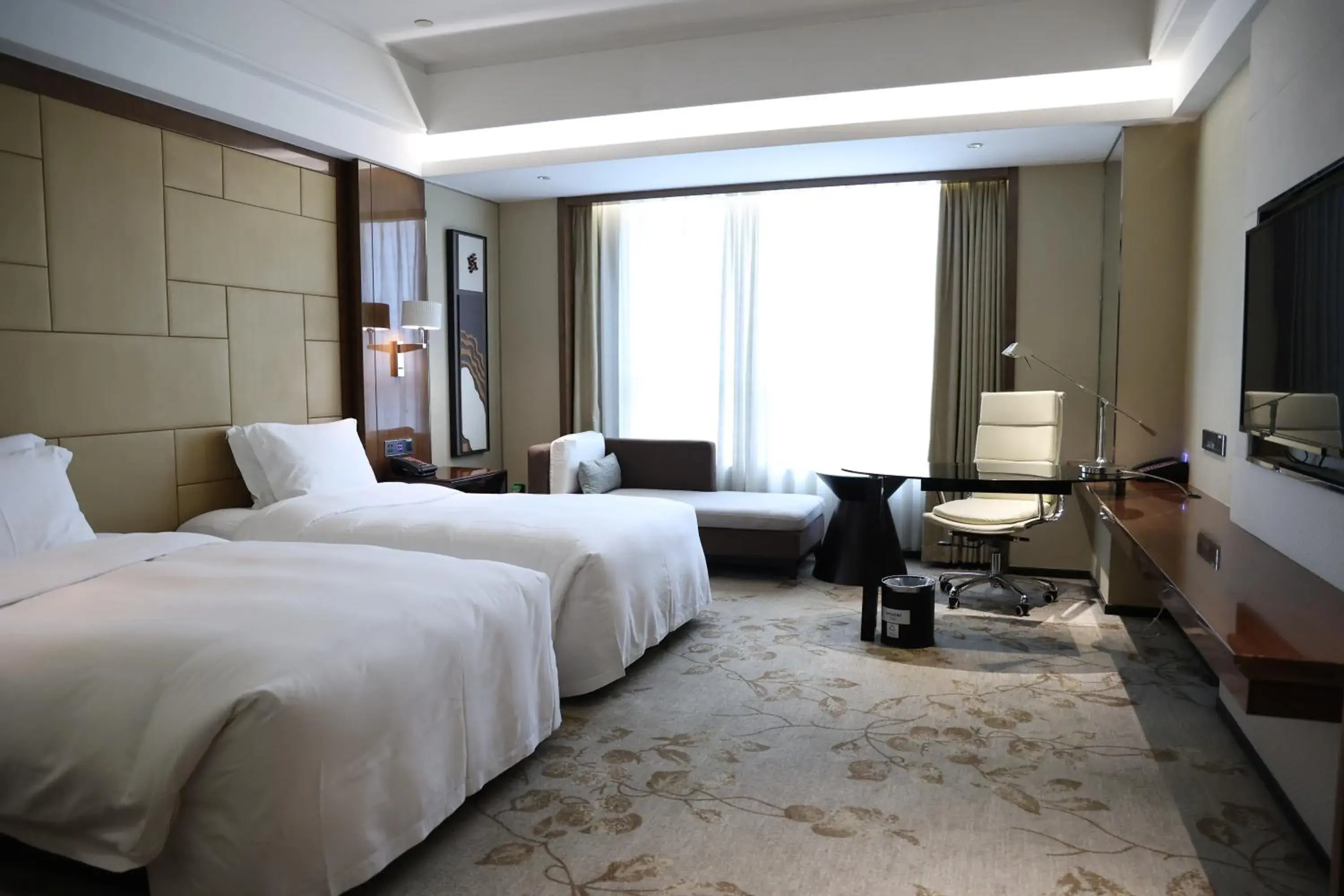 Swiss Executive Twin Room - High Floor in Swissôtel Guangzhou Swiss Executive Twin Room - High Floor in Swissôtel Guangzhou