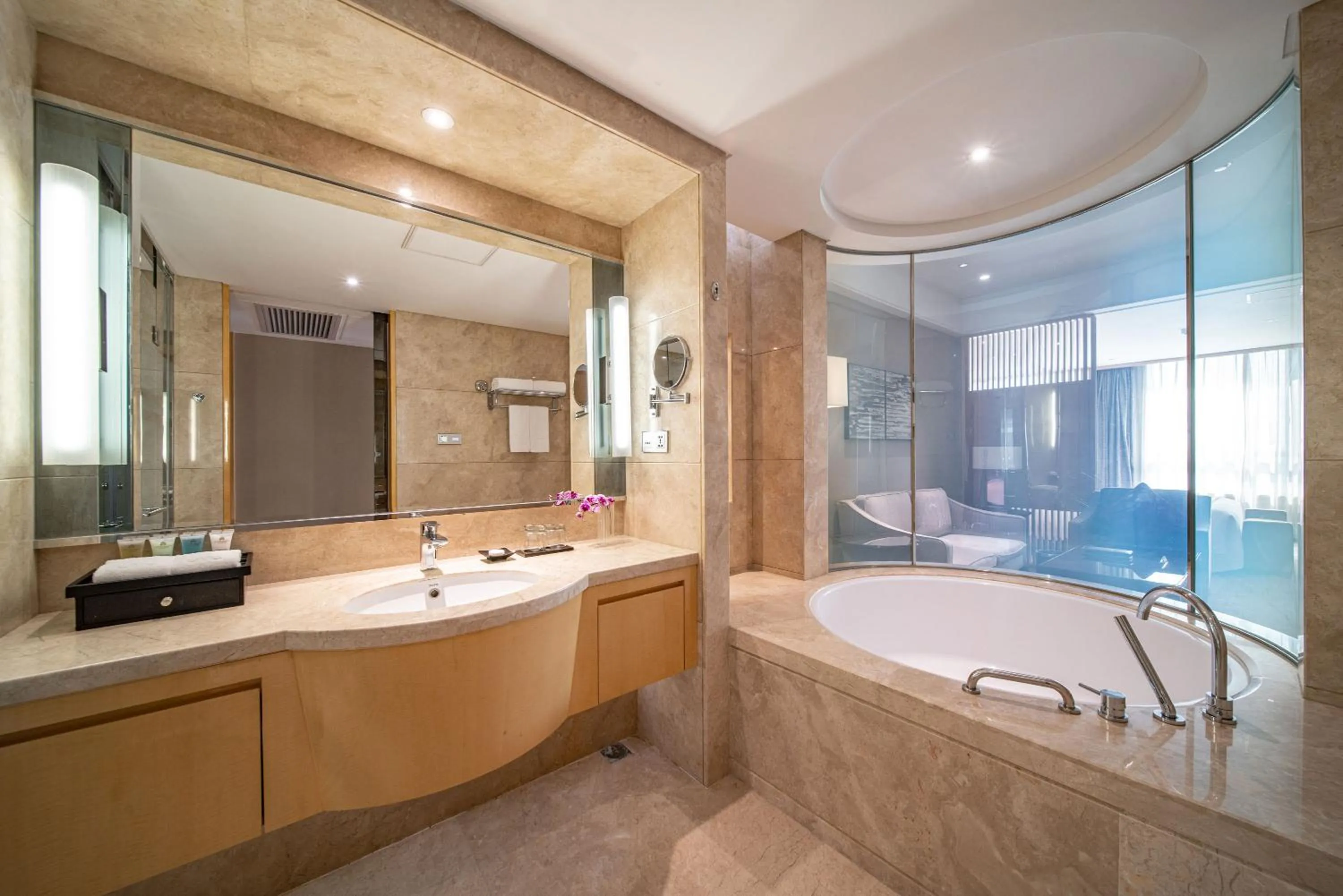 Bathroom in Swissôtel Guangzhou