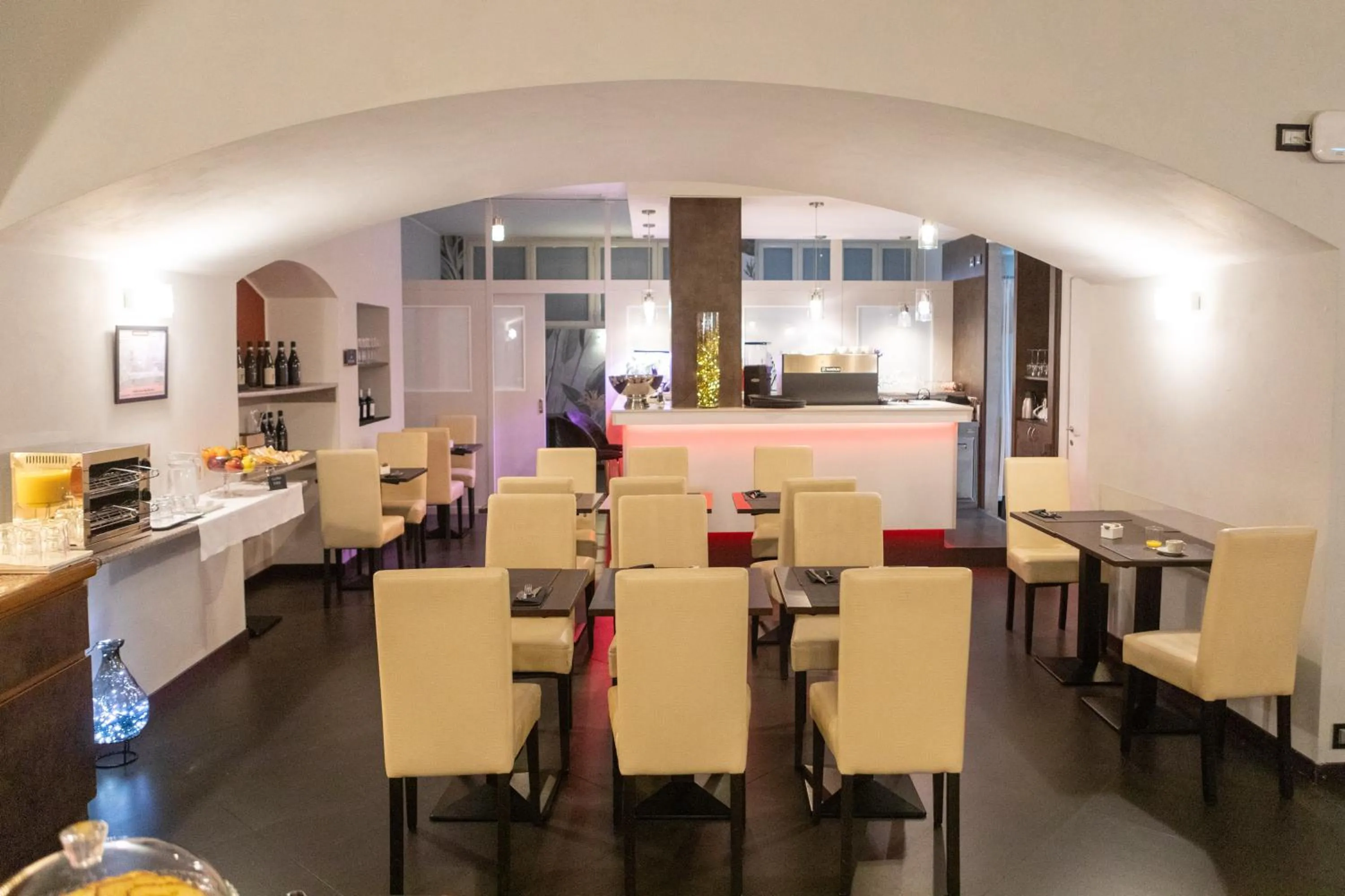 Breakfast in Kleos Hotel Milano Città Studi by Kleos Group Collection