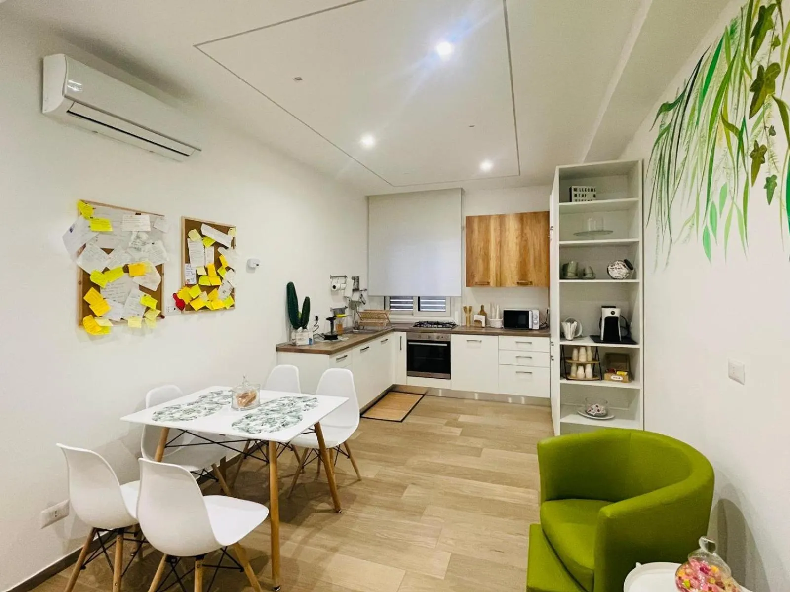 Communal kitchen in La Titina Home