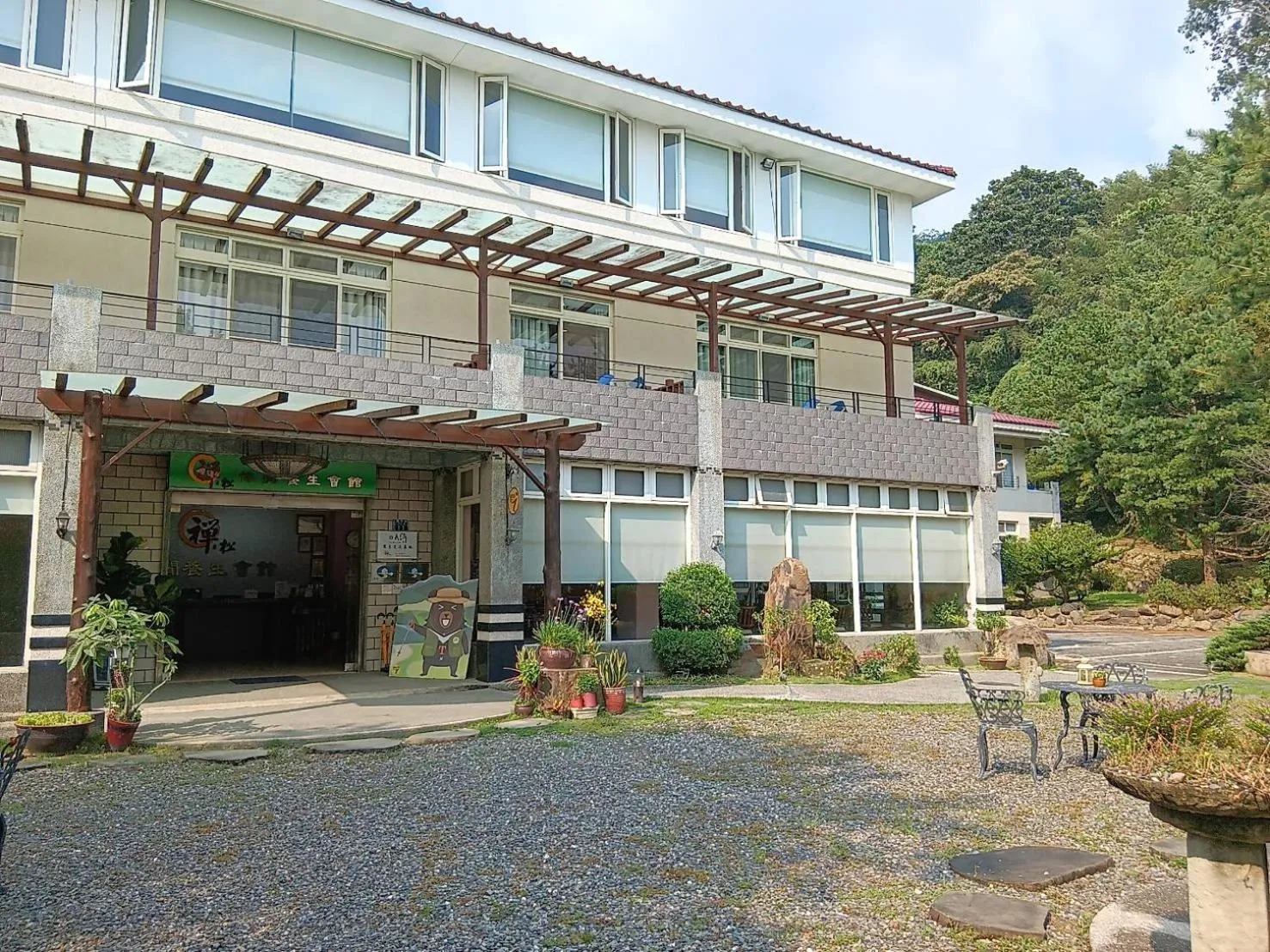 Property building in Zen and Pine Resort