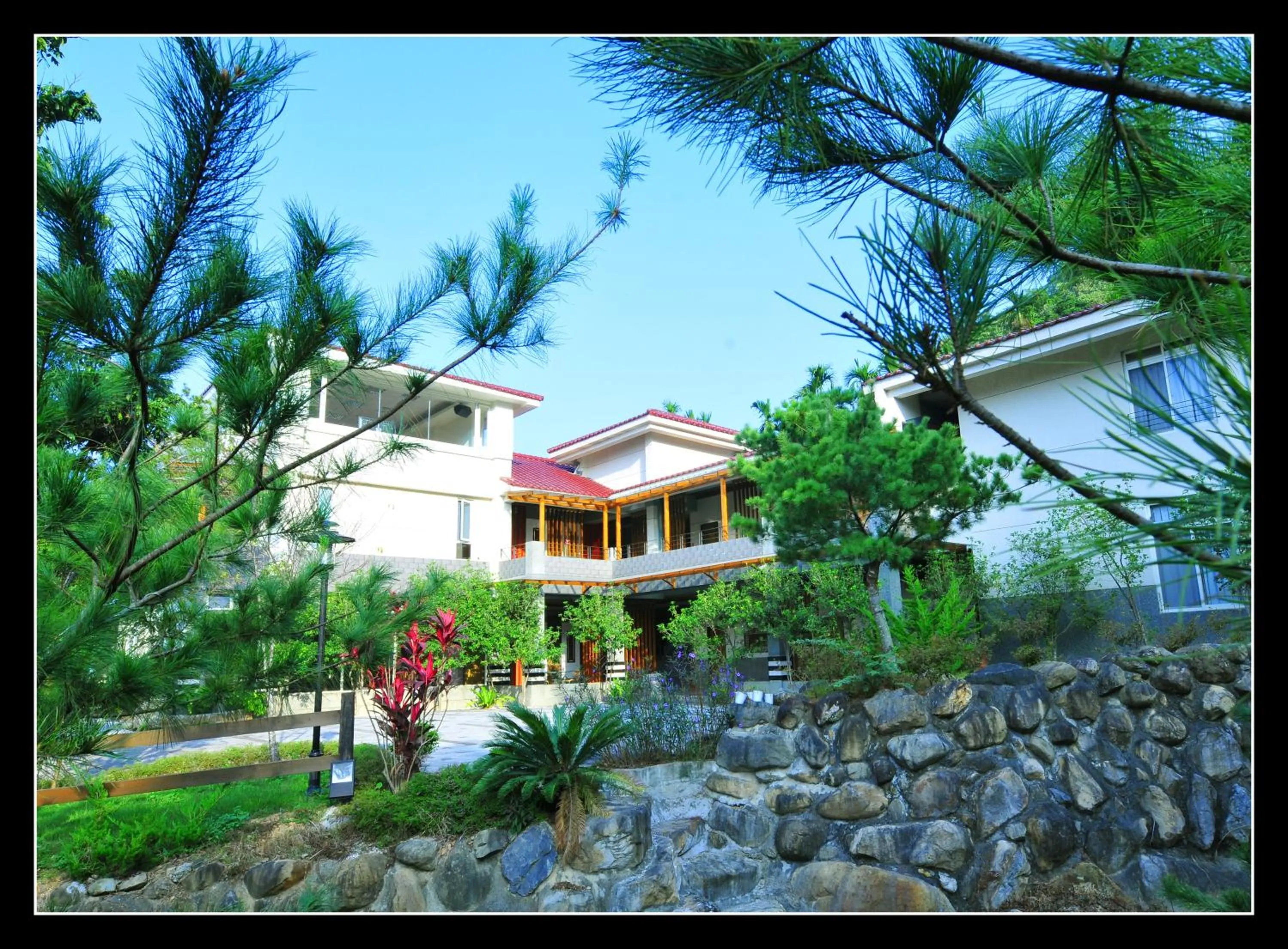 Property building in Zen and Pine Resort