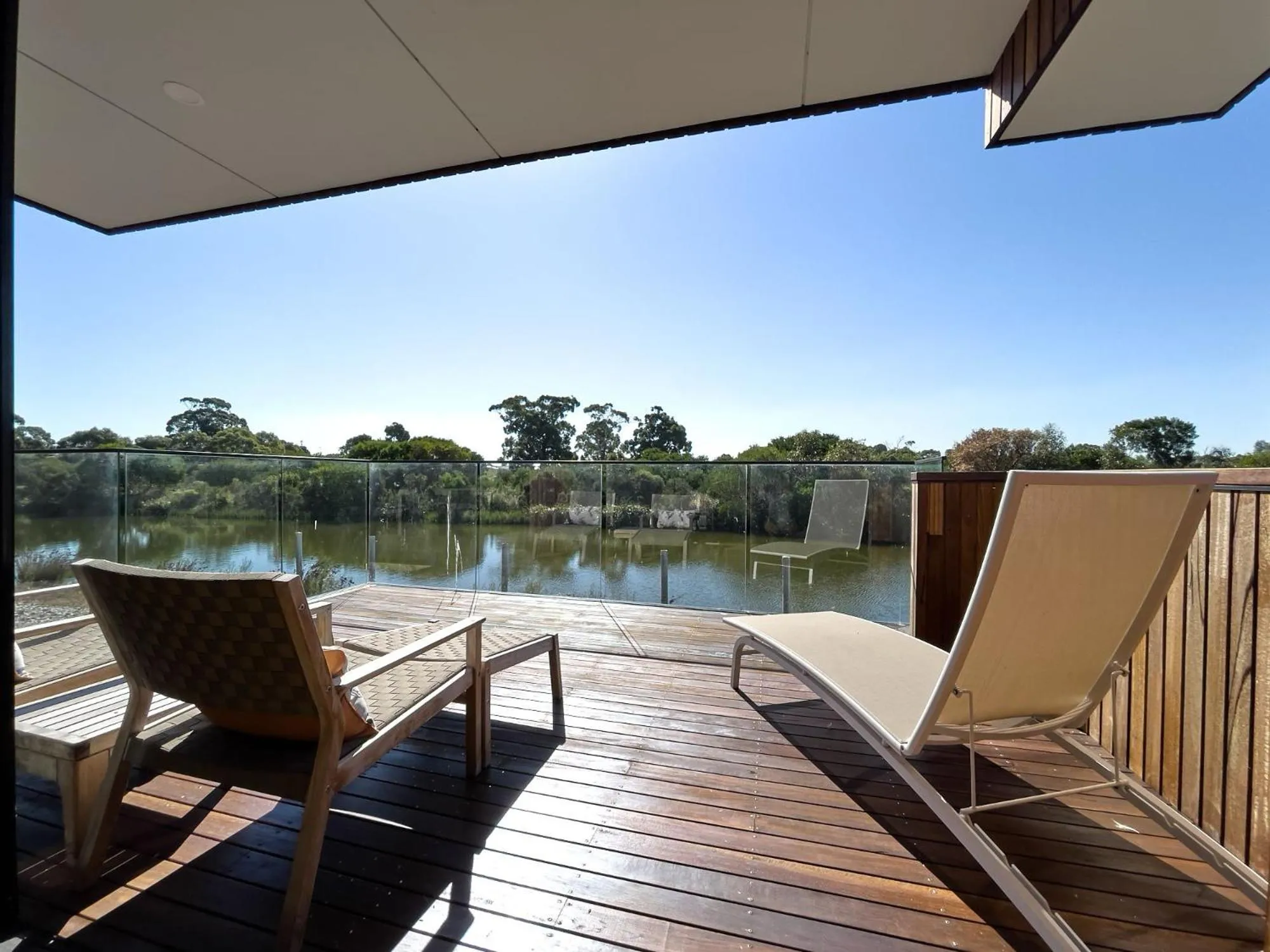 Lake view in Broadbeach Inverloch