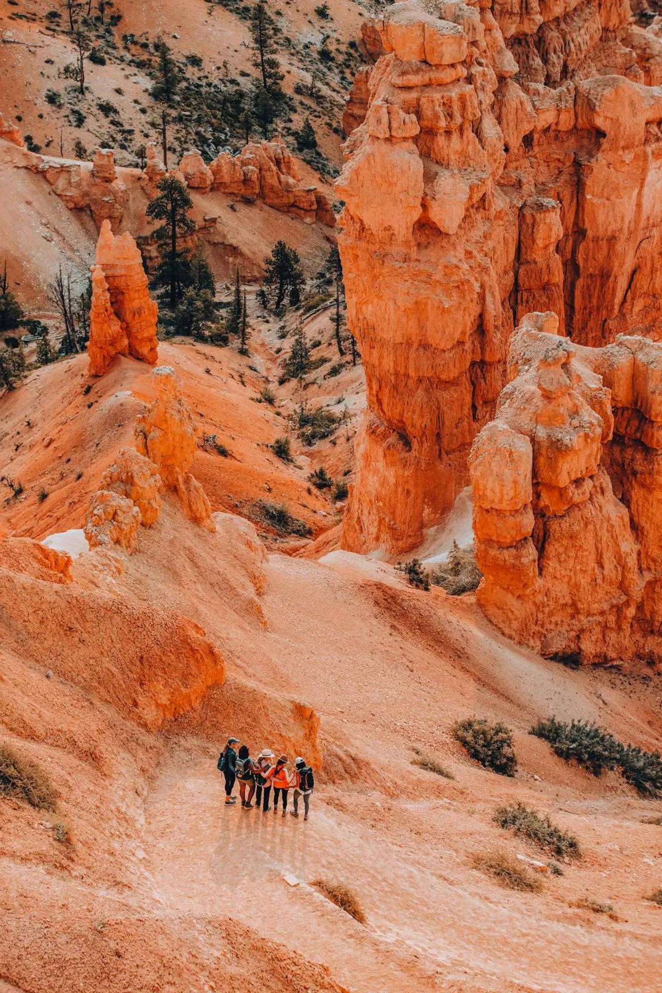 Hiking in Wander Camp Bryce Canyon - Escalante