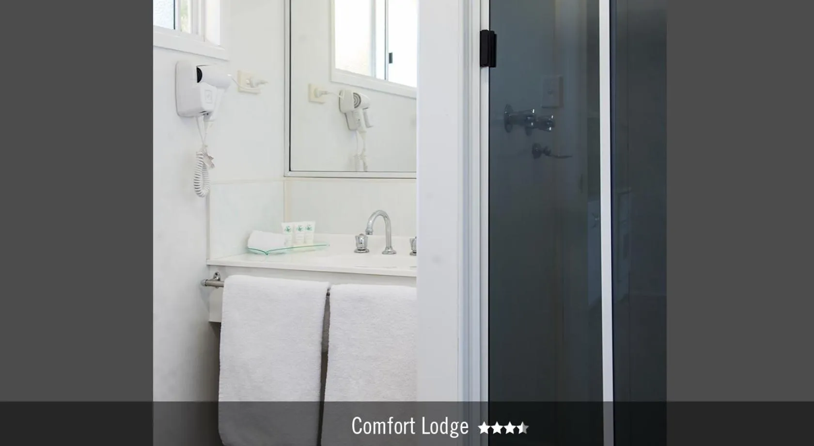 Shower in Saltbush Retreat