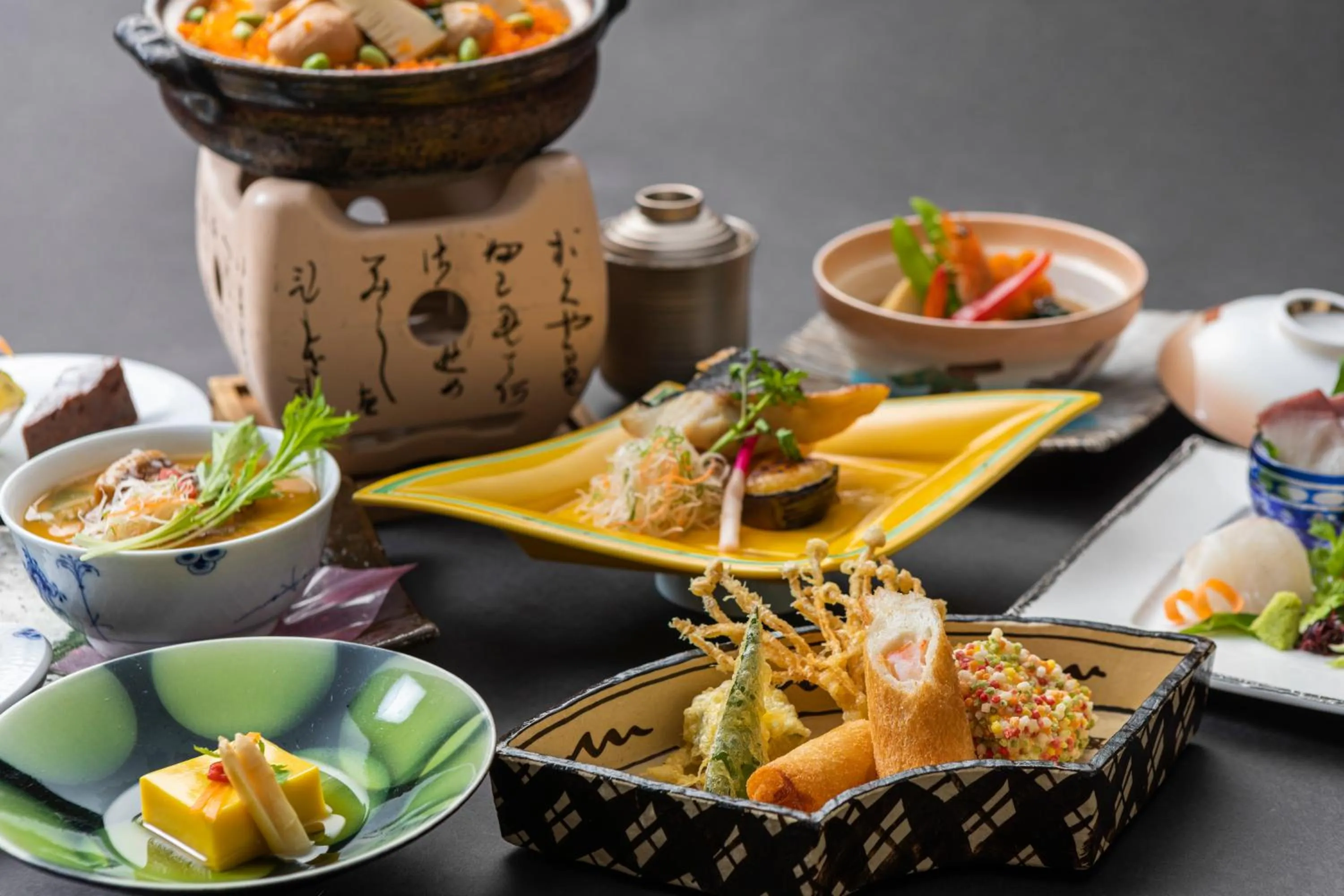 Restaurant/places to eat in Hotel Sanderson