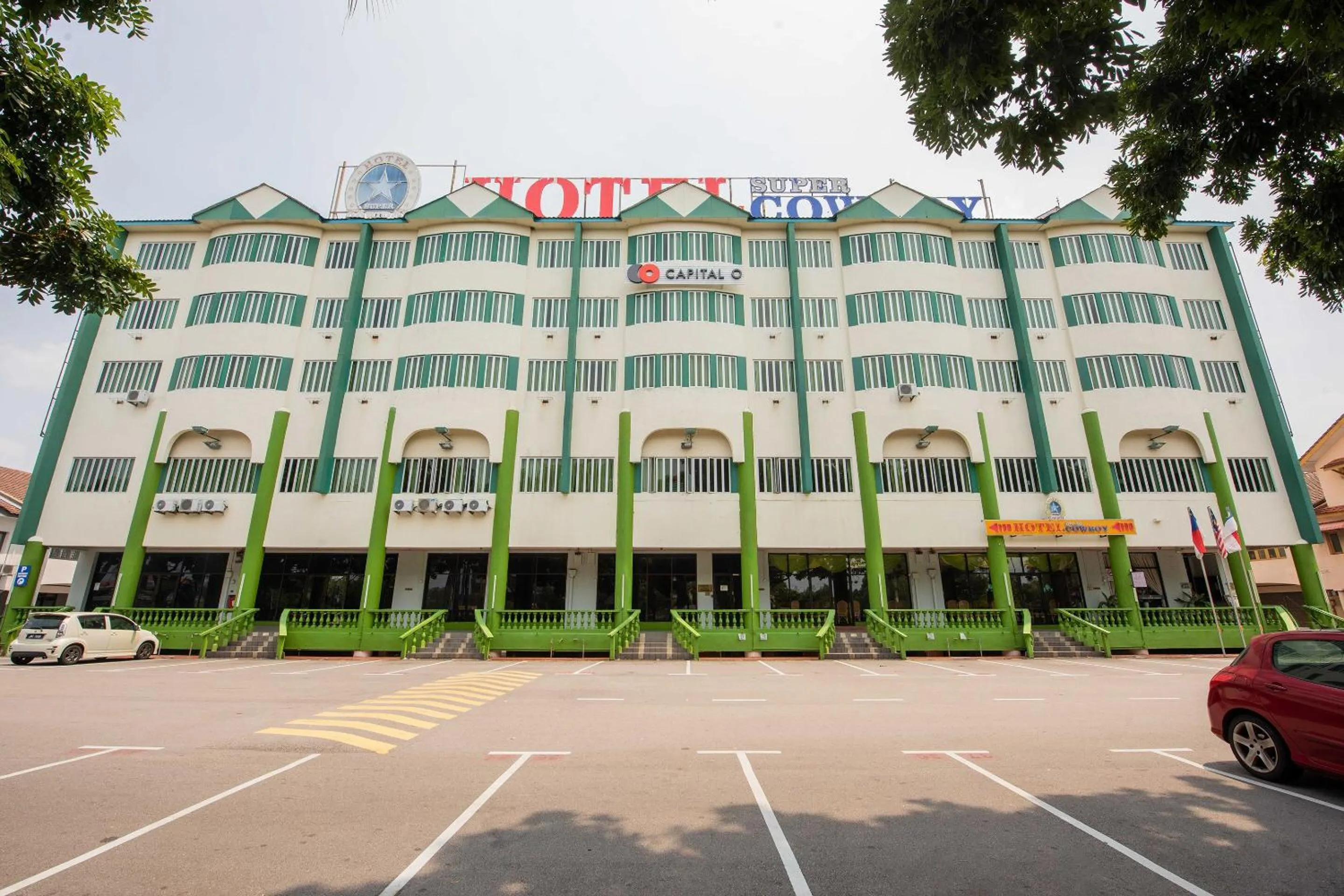 Facade/entrance in Collection O Hotel Super Cowboy