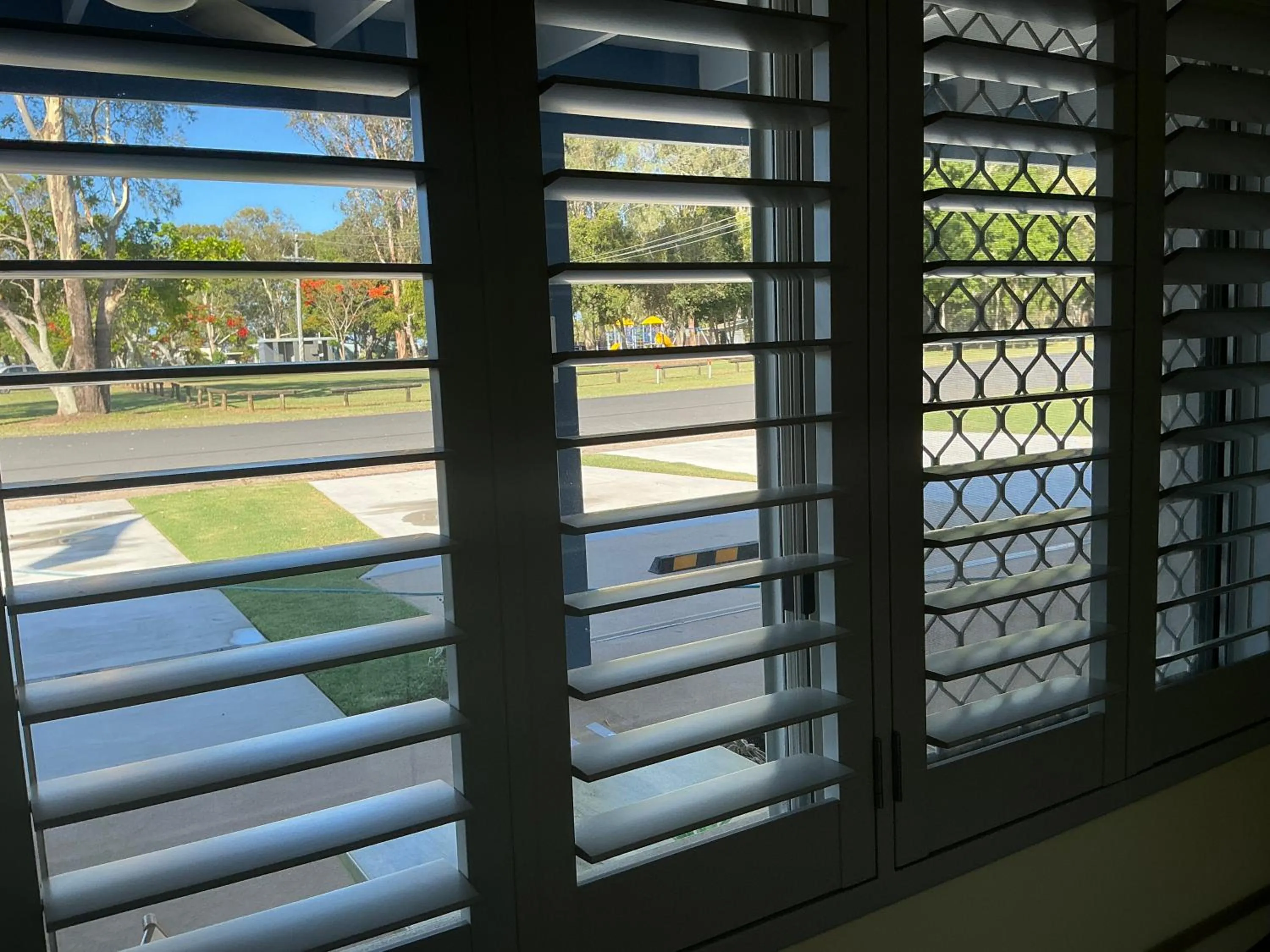 Moore Park Beach Inn