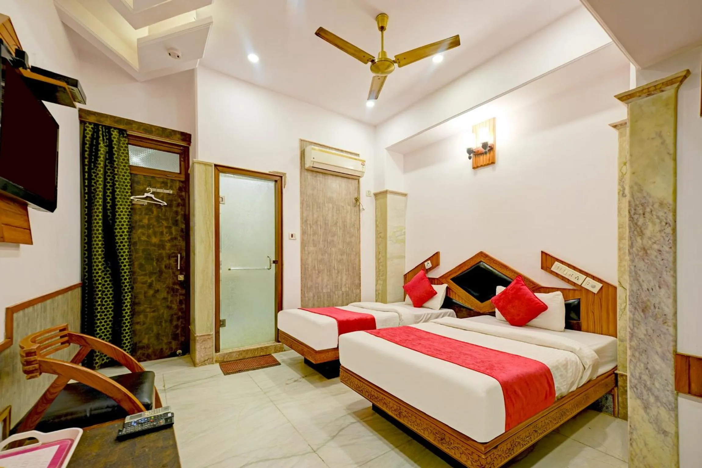 Photo of the whole room, Bed in Natraj Yes Please -New Delhi