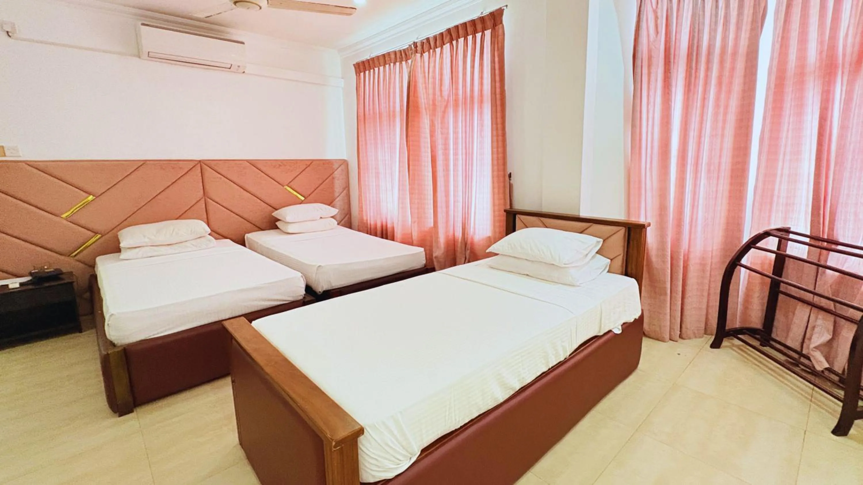 Bed in Hotel East Lagoon