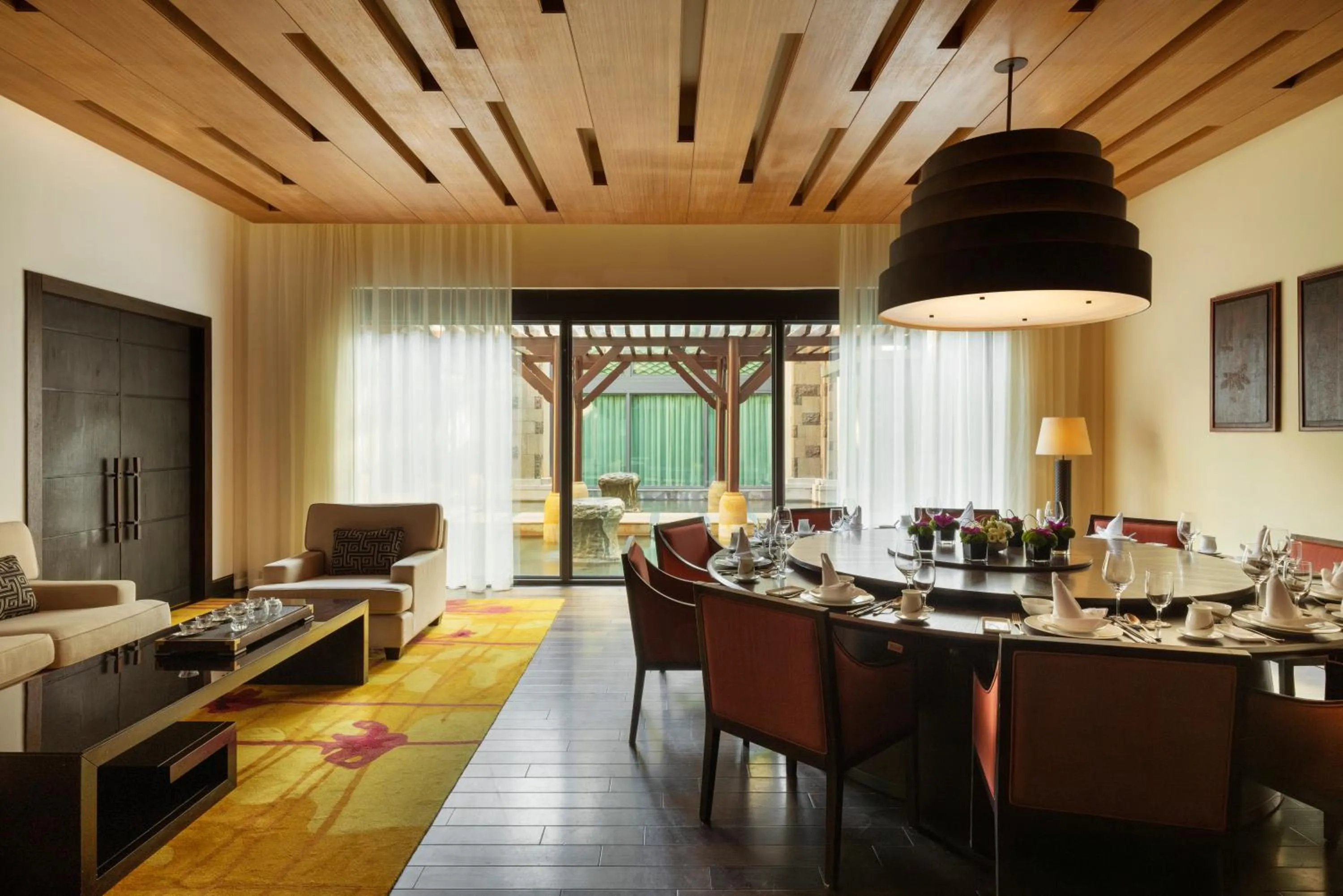 Restaurant/places to eat in Raffles Hainan Clear Water Bay