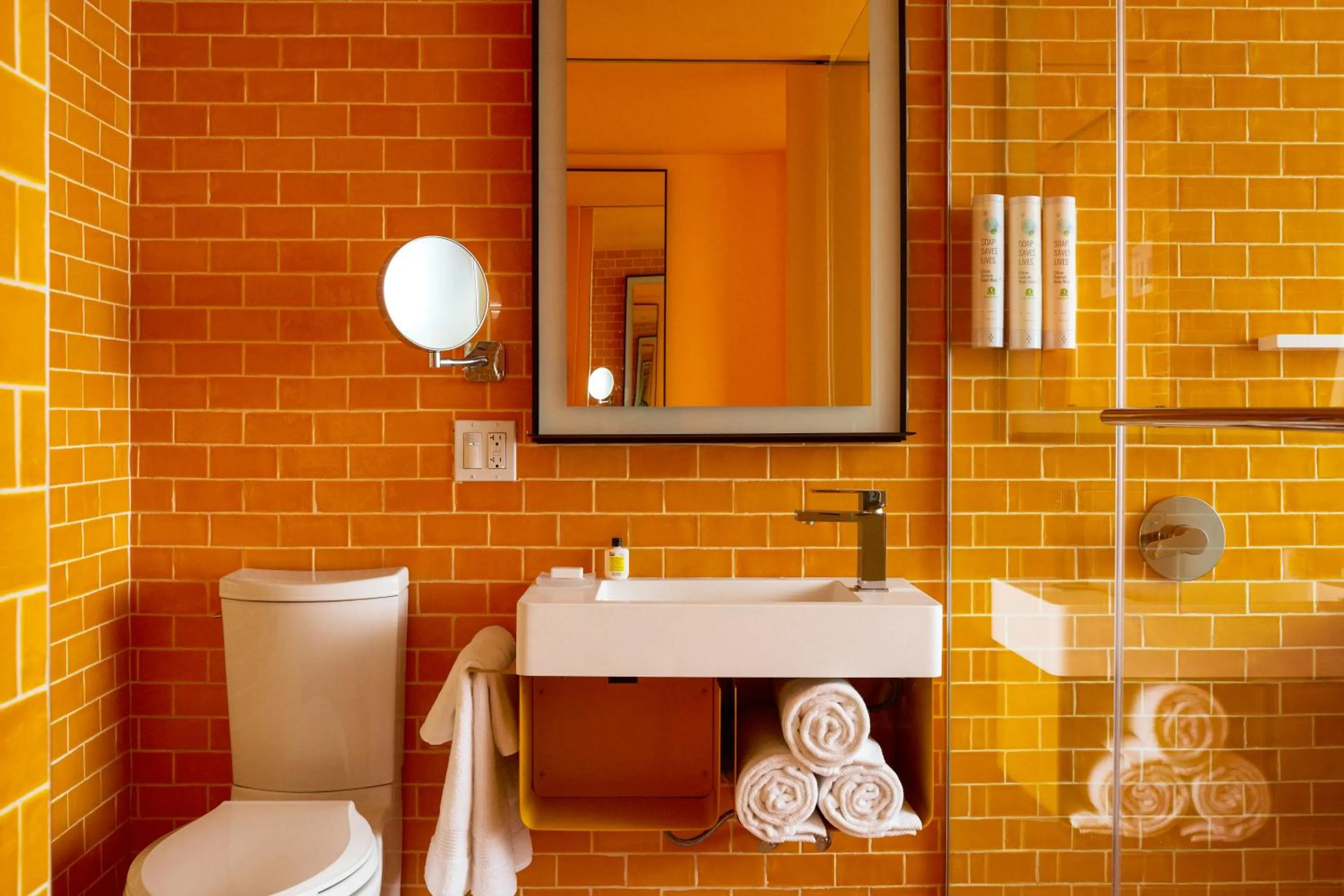 Bathroom in Radio Hotel