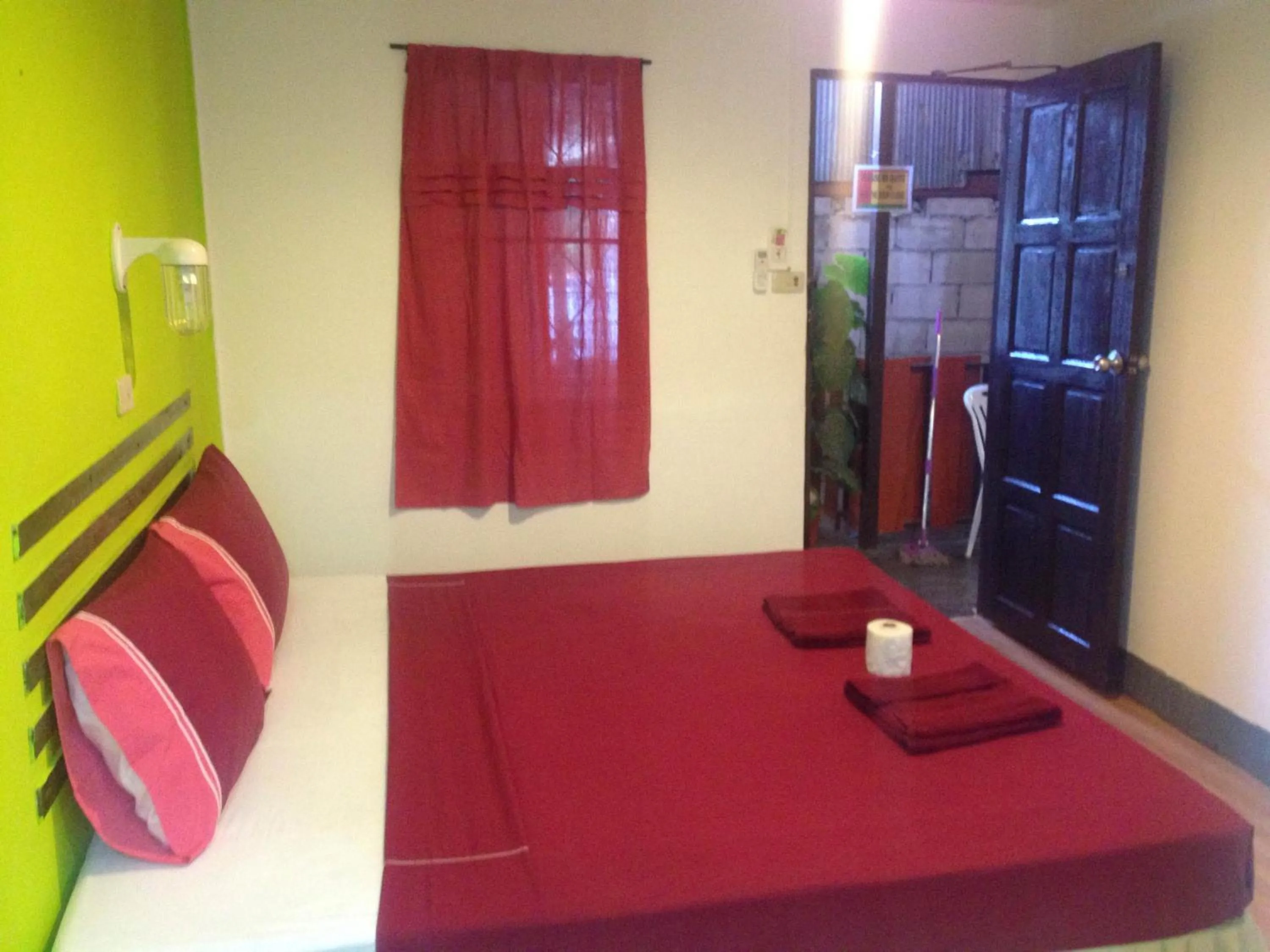 Bed in Coco's Guest House