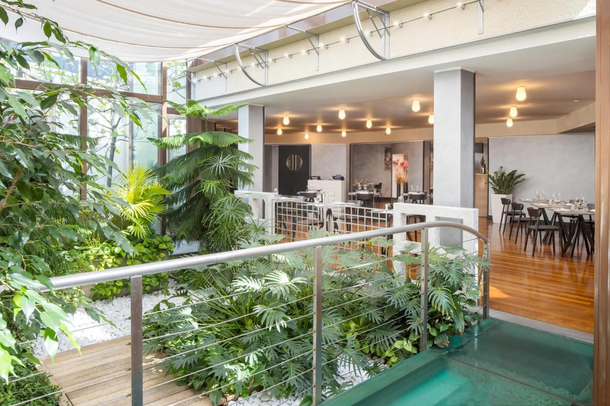 Restaurant/places to eat in Crowne Plaza Milan Linate by IHG