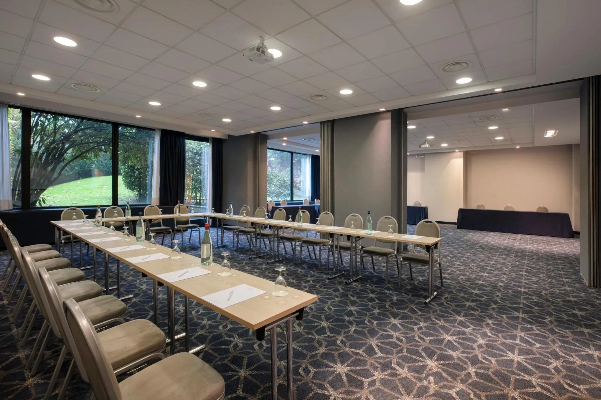 Meeting/conference room in Crowne Plaza Milan Linate by IHG