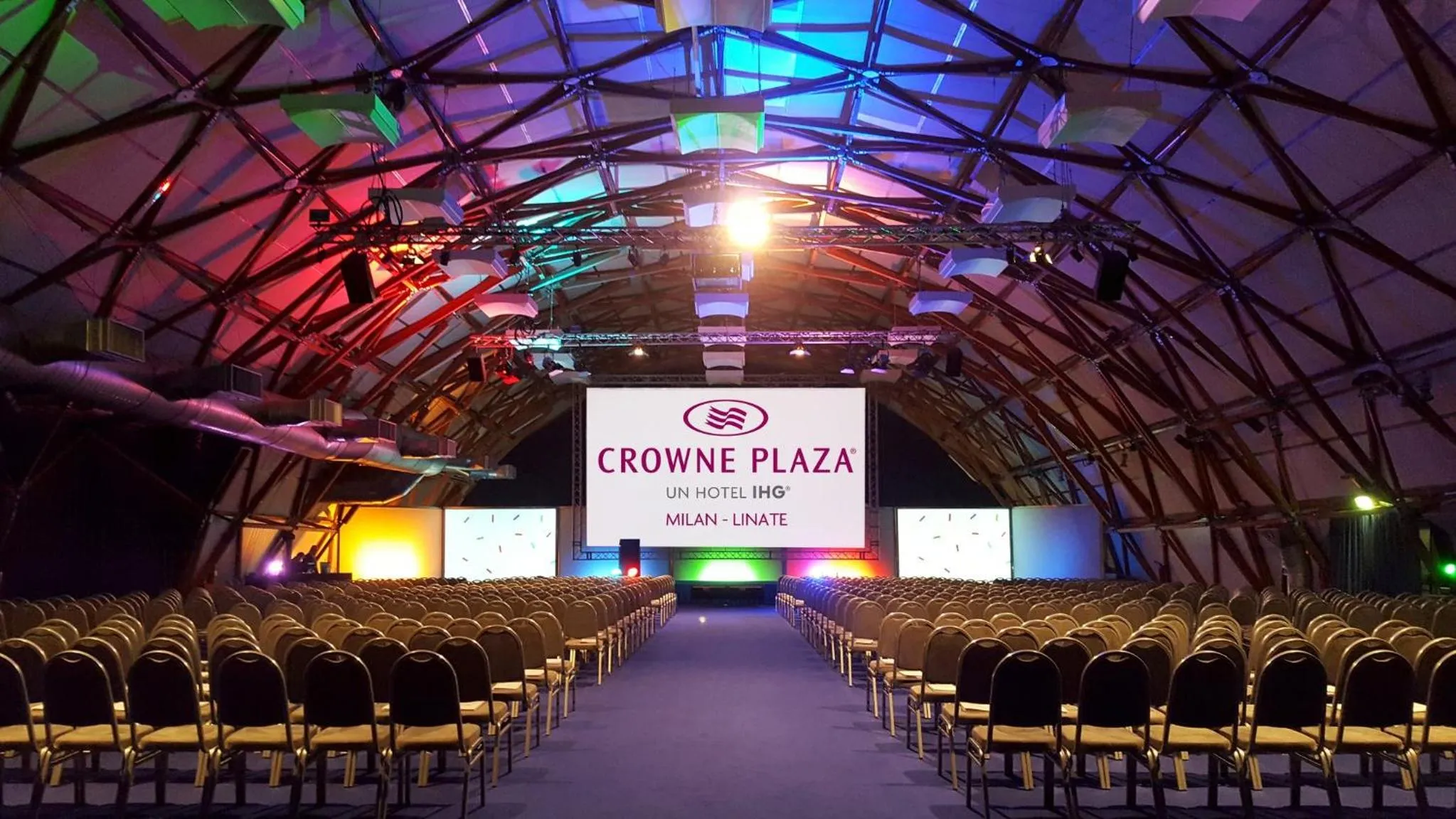 Meeting/conference room in Crowne Plaza Milan Linate by IHG