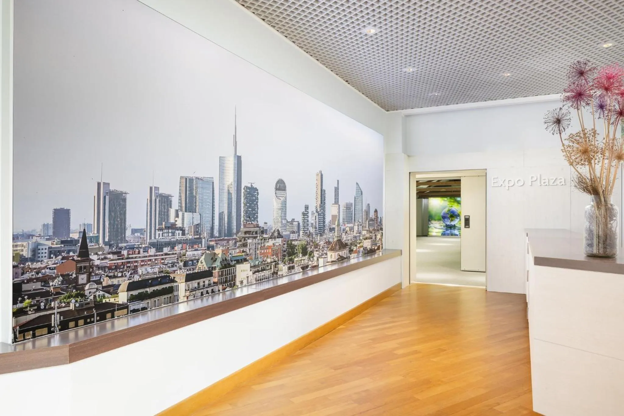 Meeting/conference room in Crowne Plaza Milan Linate by IHG