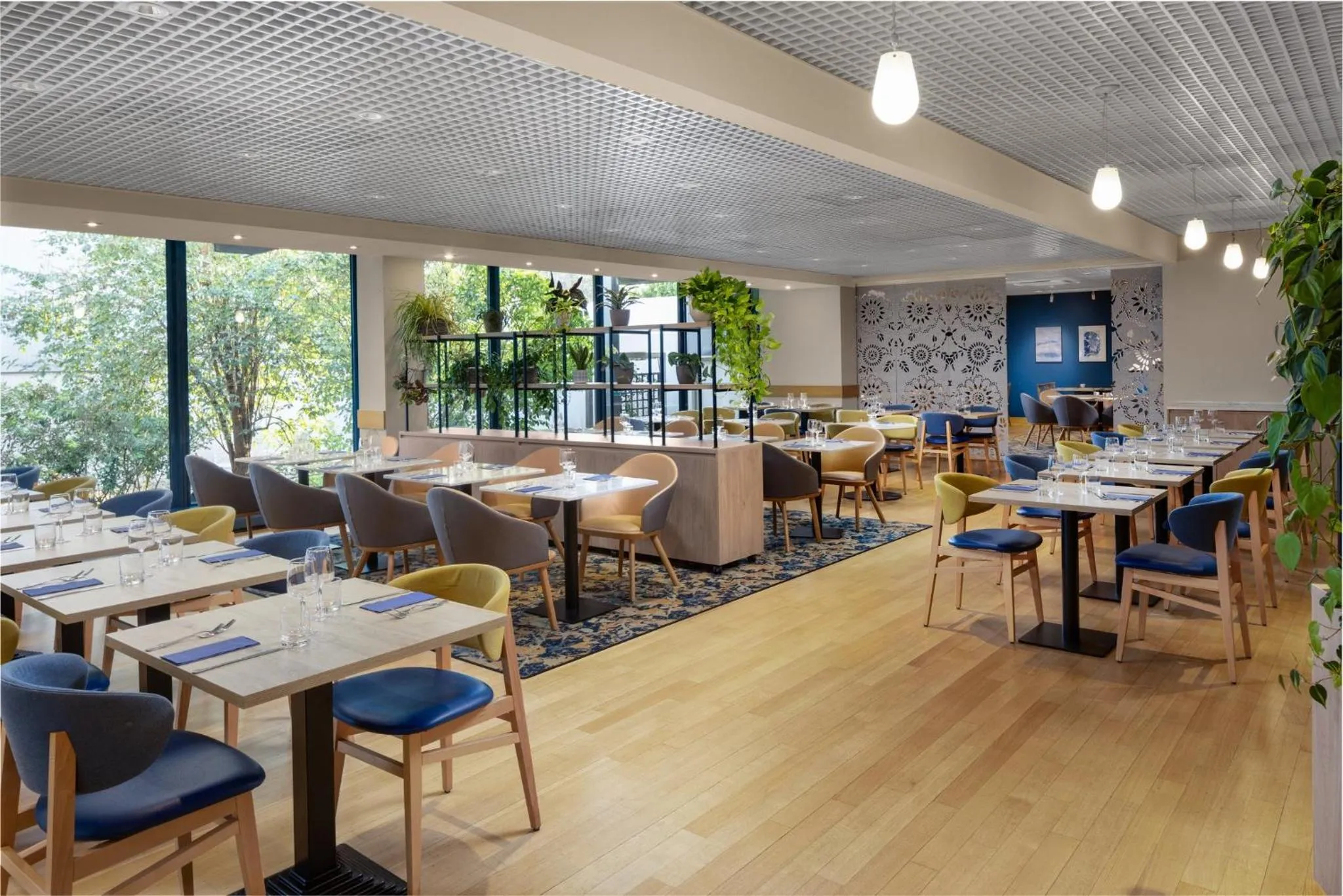 Restaurant/places to eat in Crowne Plaza Milan Linate by IHG