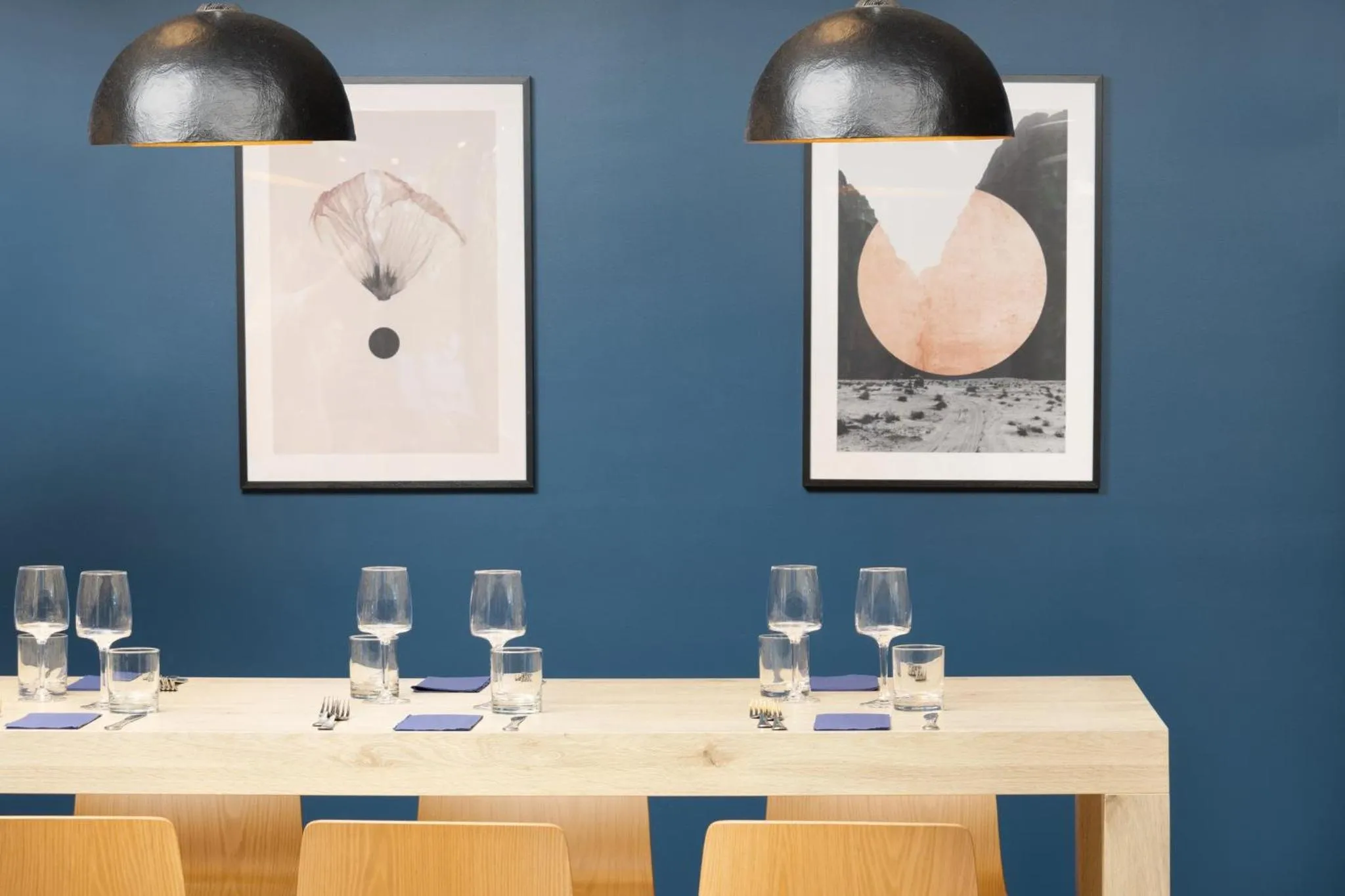 Restaurant/places to eat in Crowne Plaza Milan Linate by IHG