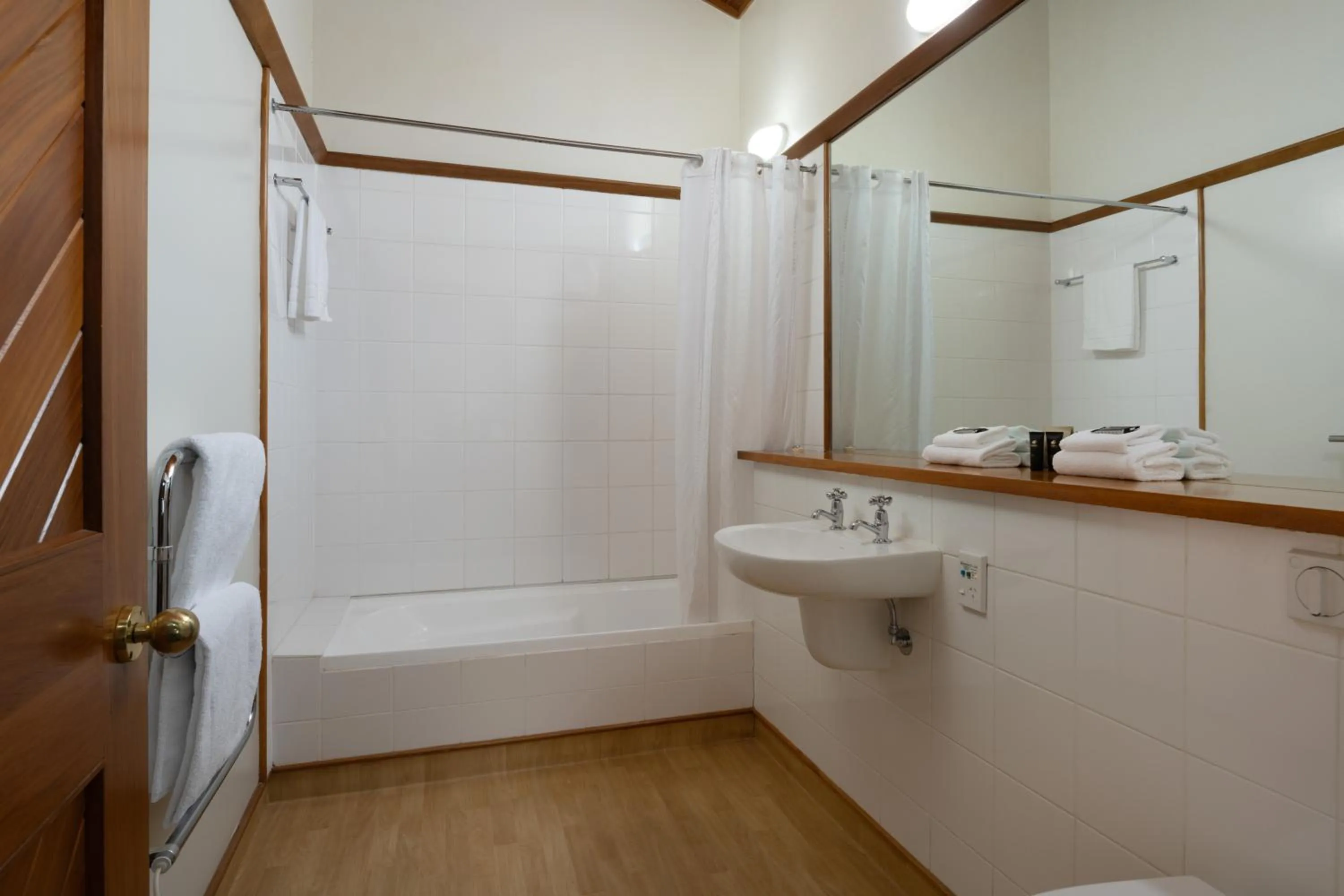 Riverside Hotel Marlborough