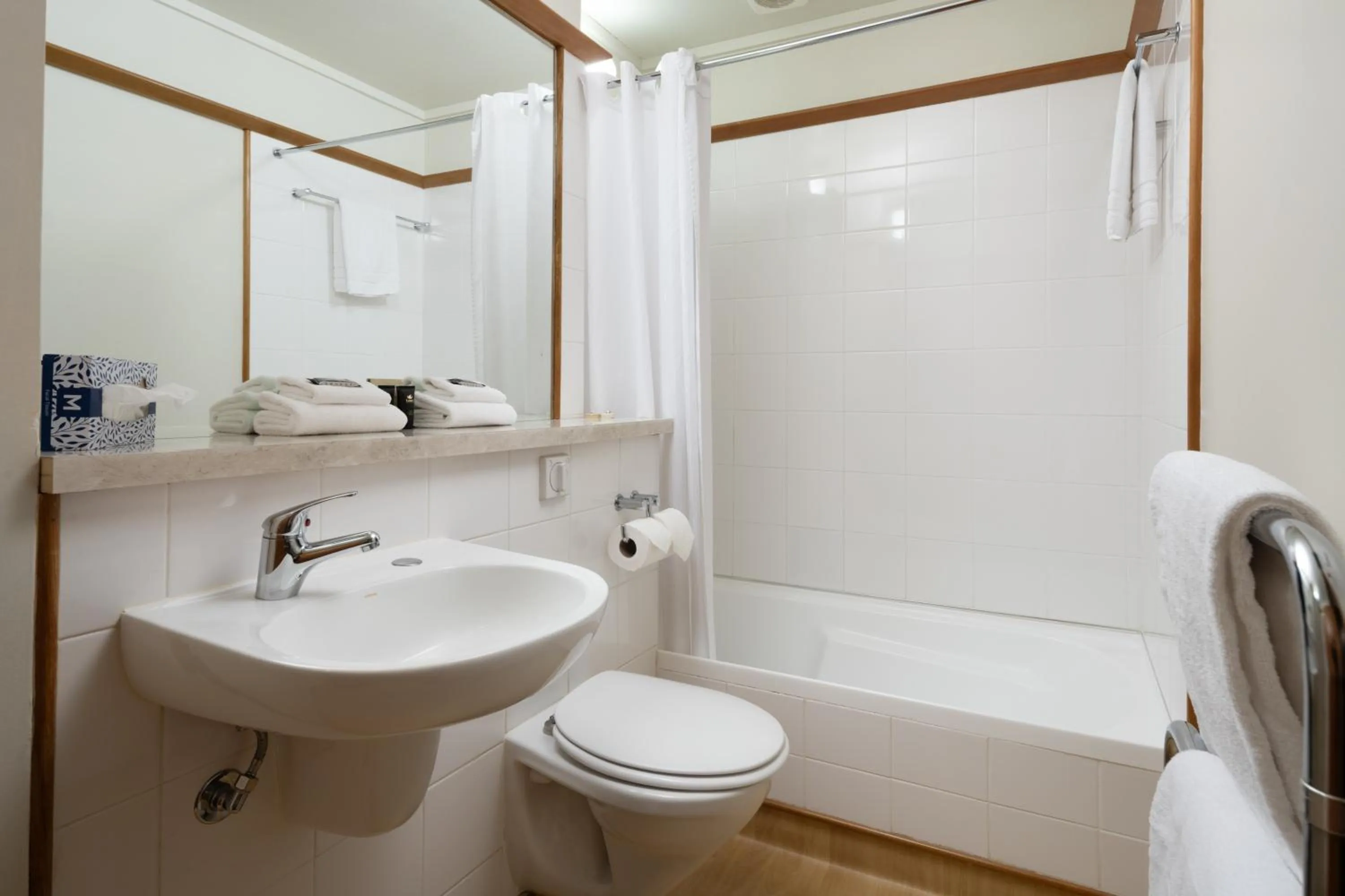 Riverside Hotel Marlborough