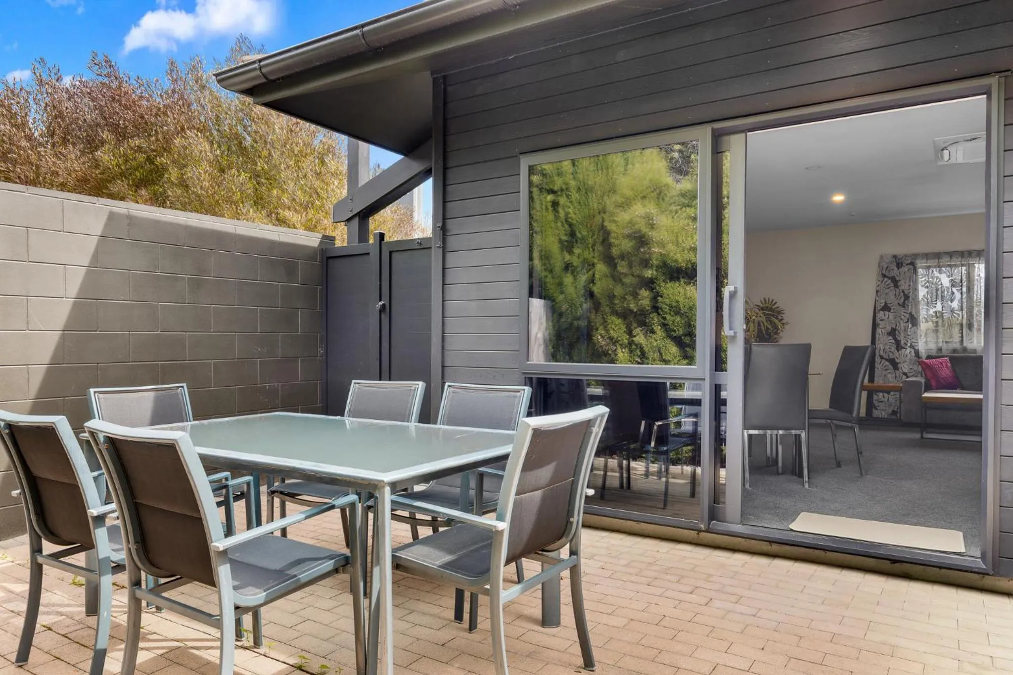 Riverside Hotel Marlborough