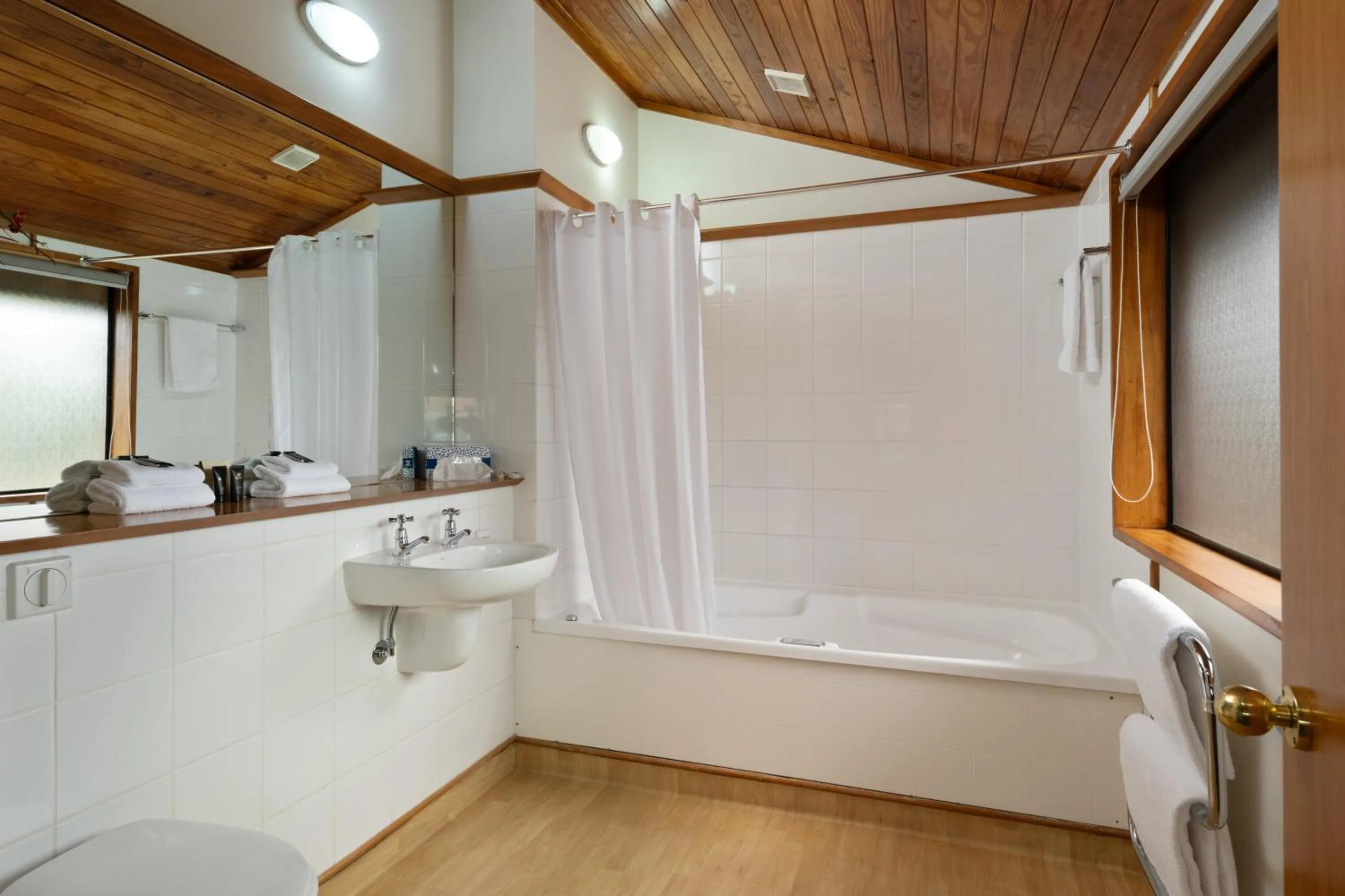 Riverside Hotel Marlborough