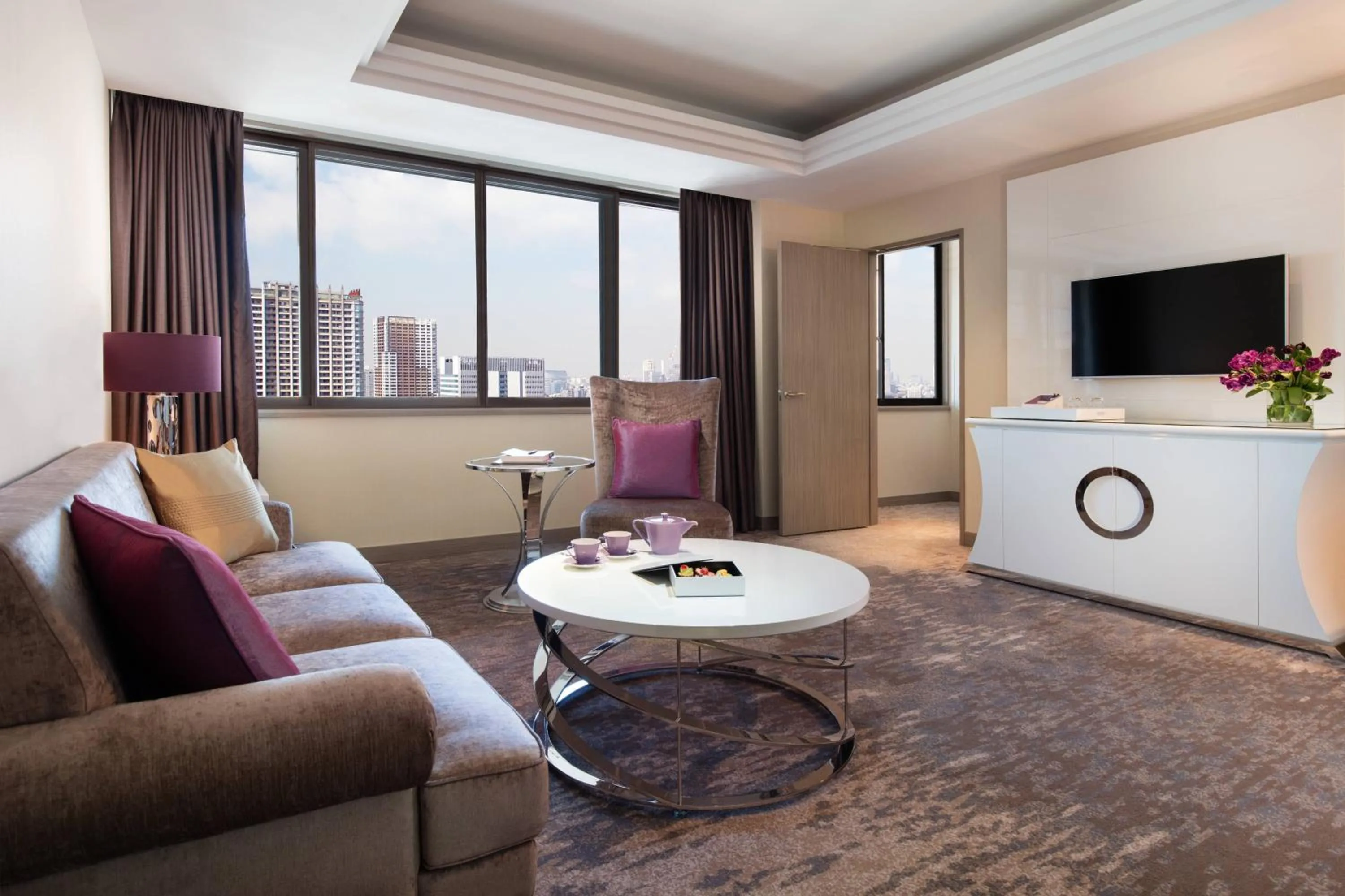 Bedroom in Tokyo Marriott Hotel