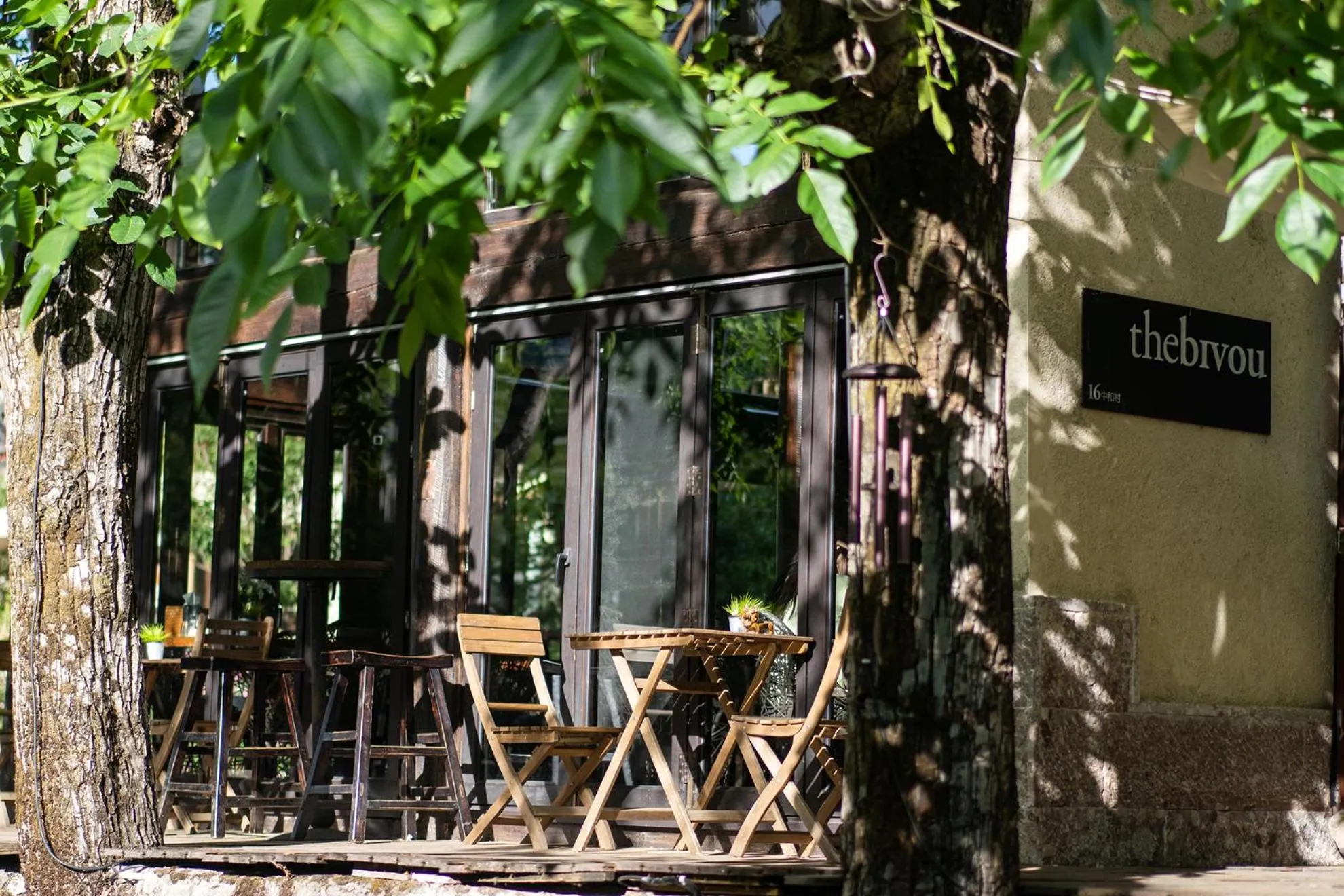 Day in The Bivou Lijiang