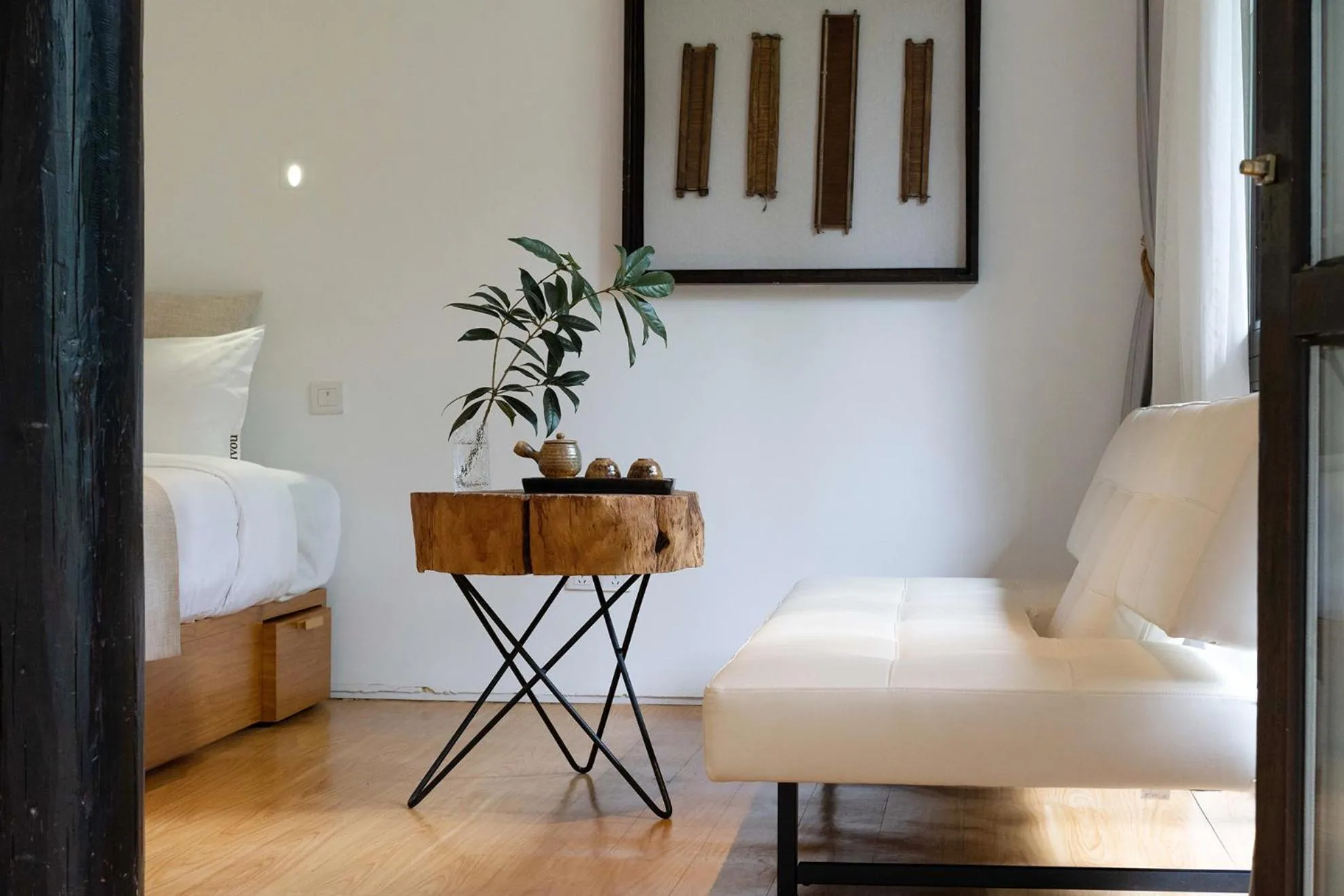 Seating area, Bed in The Bivou Lijiang