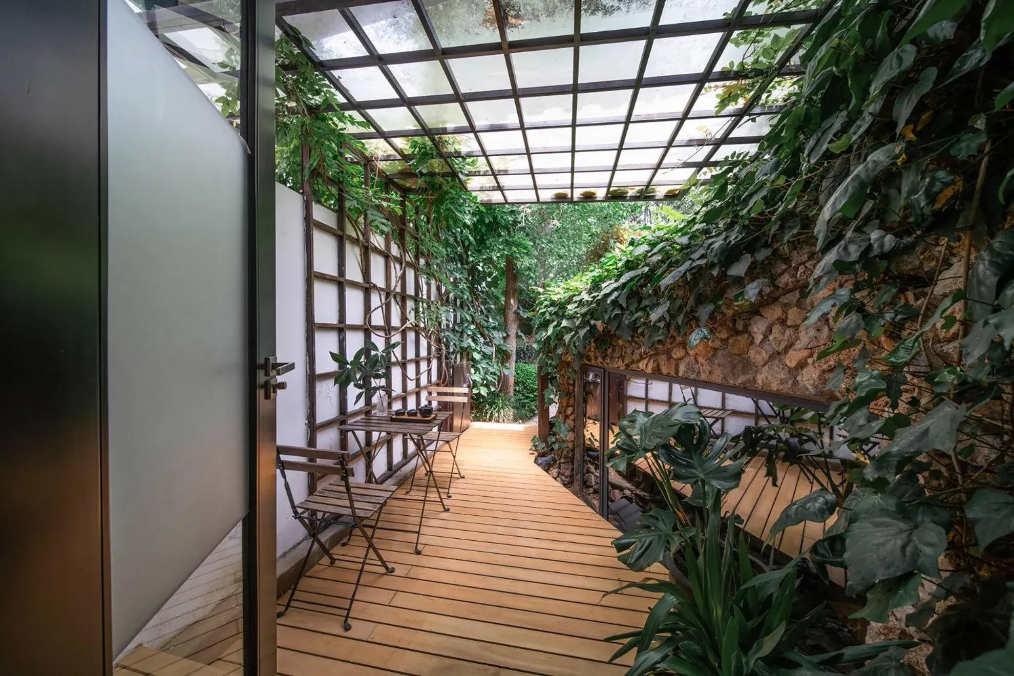 Farm Yard Junior Suite in The Bivou Lijiang Farm Yard Junior Suite in The Bivou Lijiang