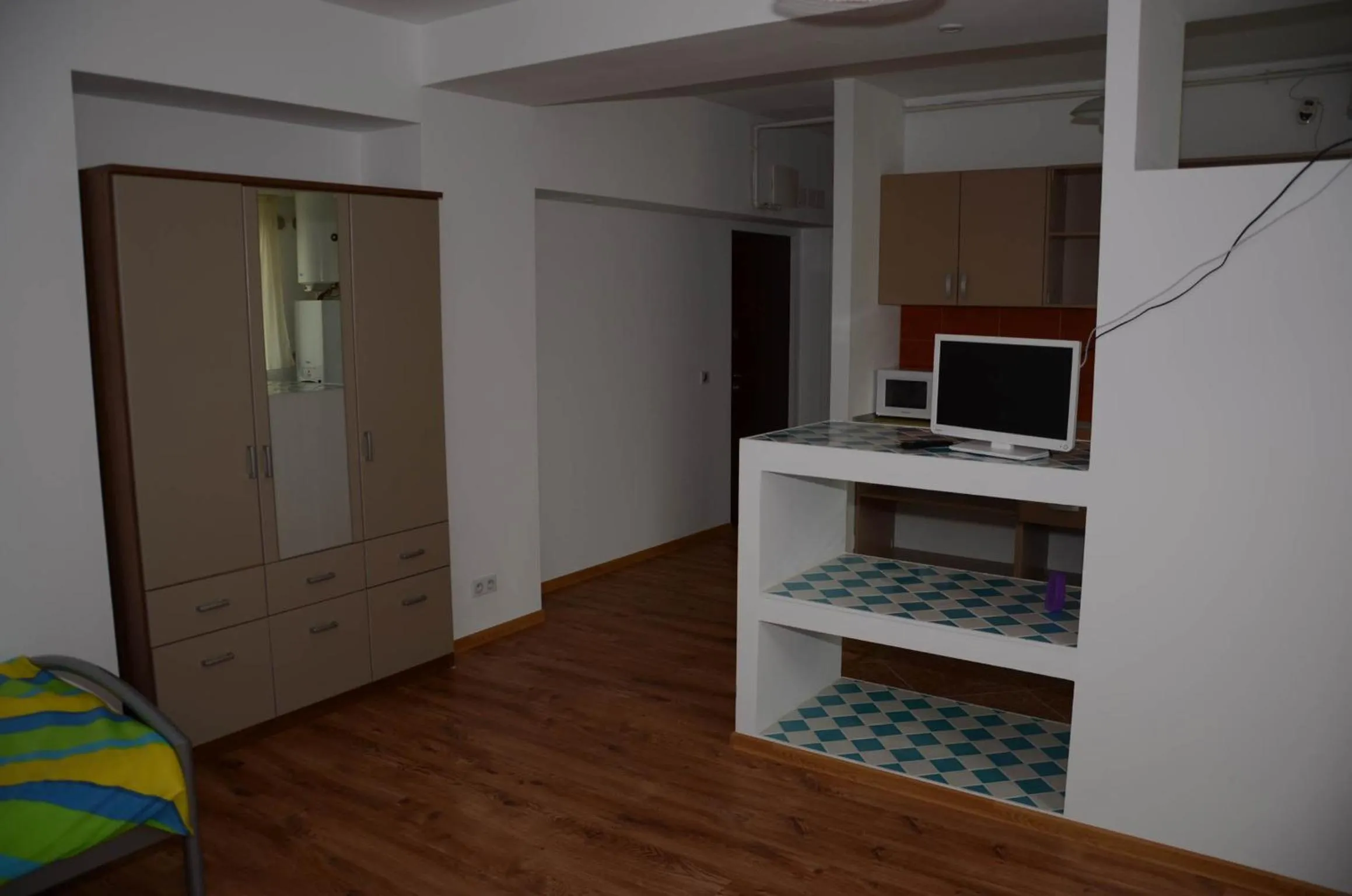 Decorative detail in Apart La Cave