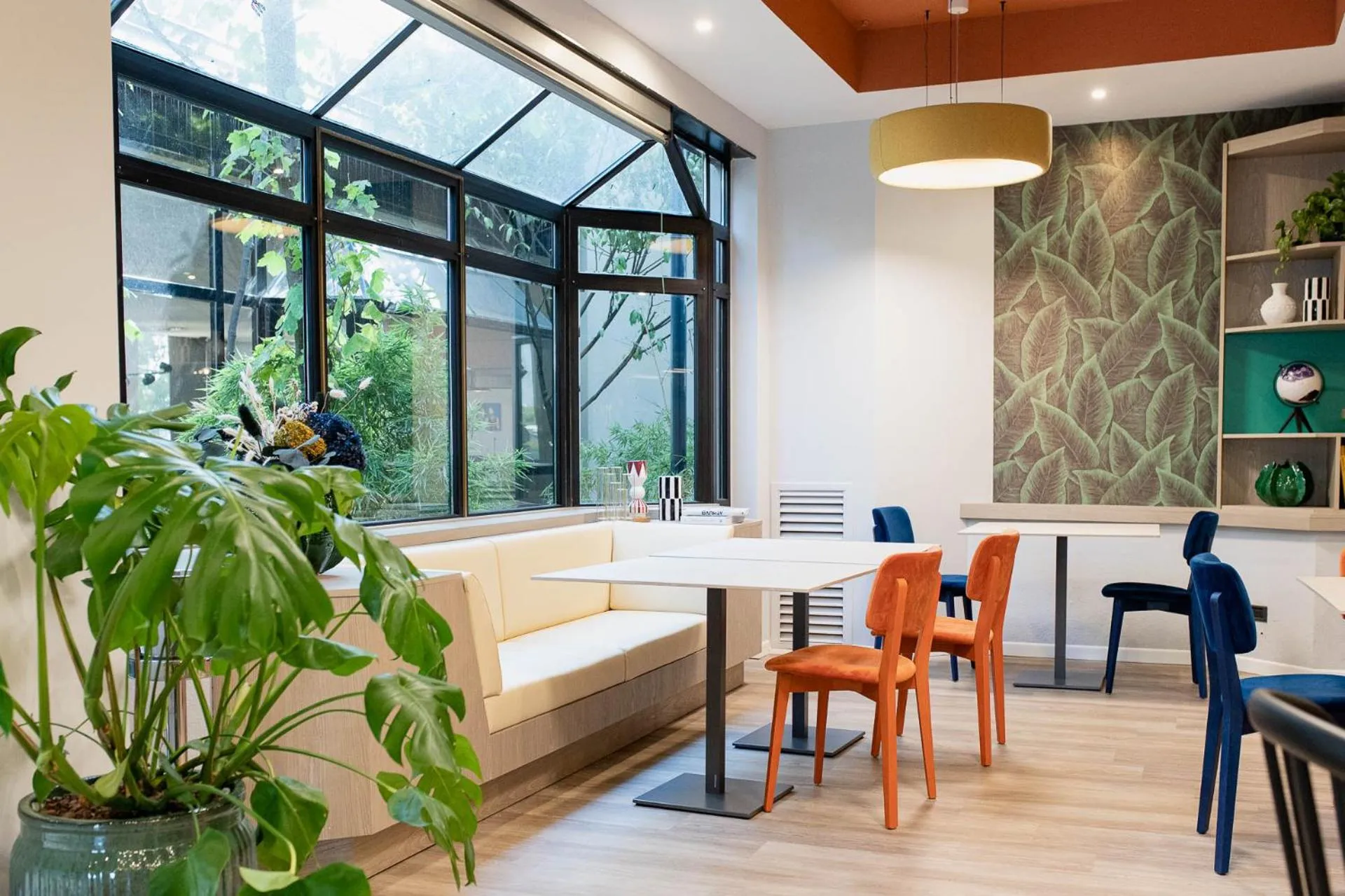 Lounge or bar in Belstay Milano Assago