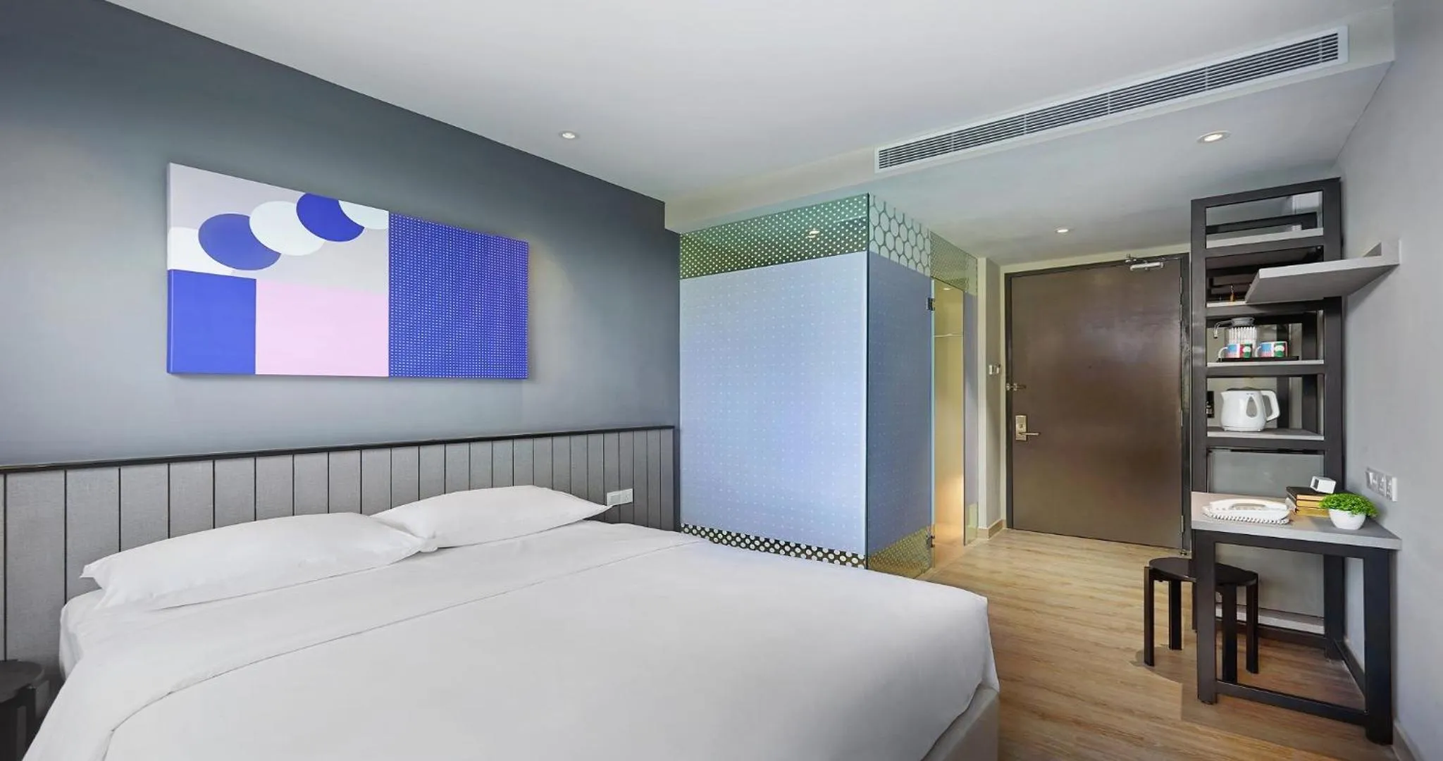 View (from property/room), Bed in Hotel Komune Living & Wellness Kuala Lumpur