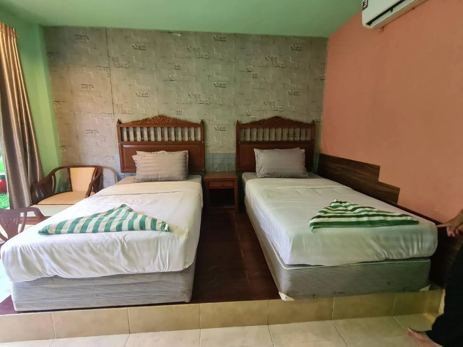 Bed in Phutawan Resort