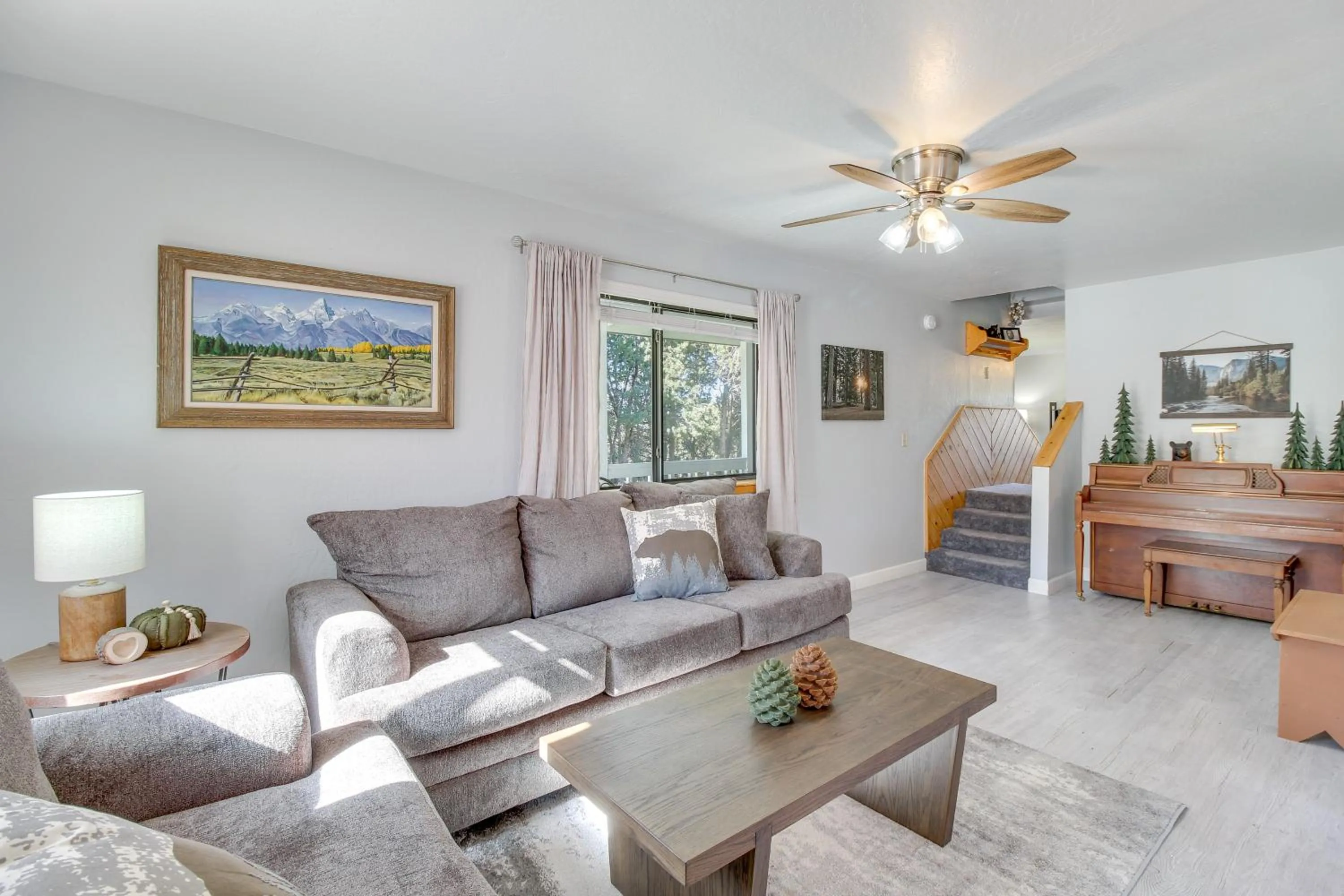 Eagar Vacation Rental Home with Spacious Deck!