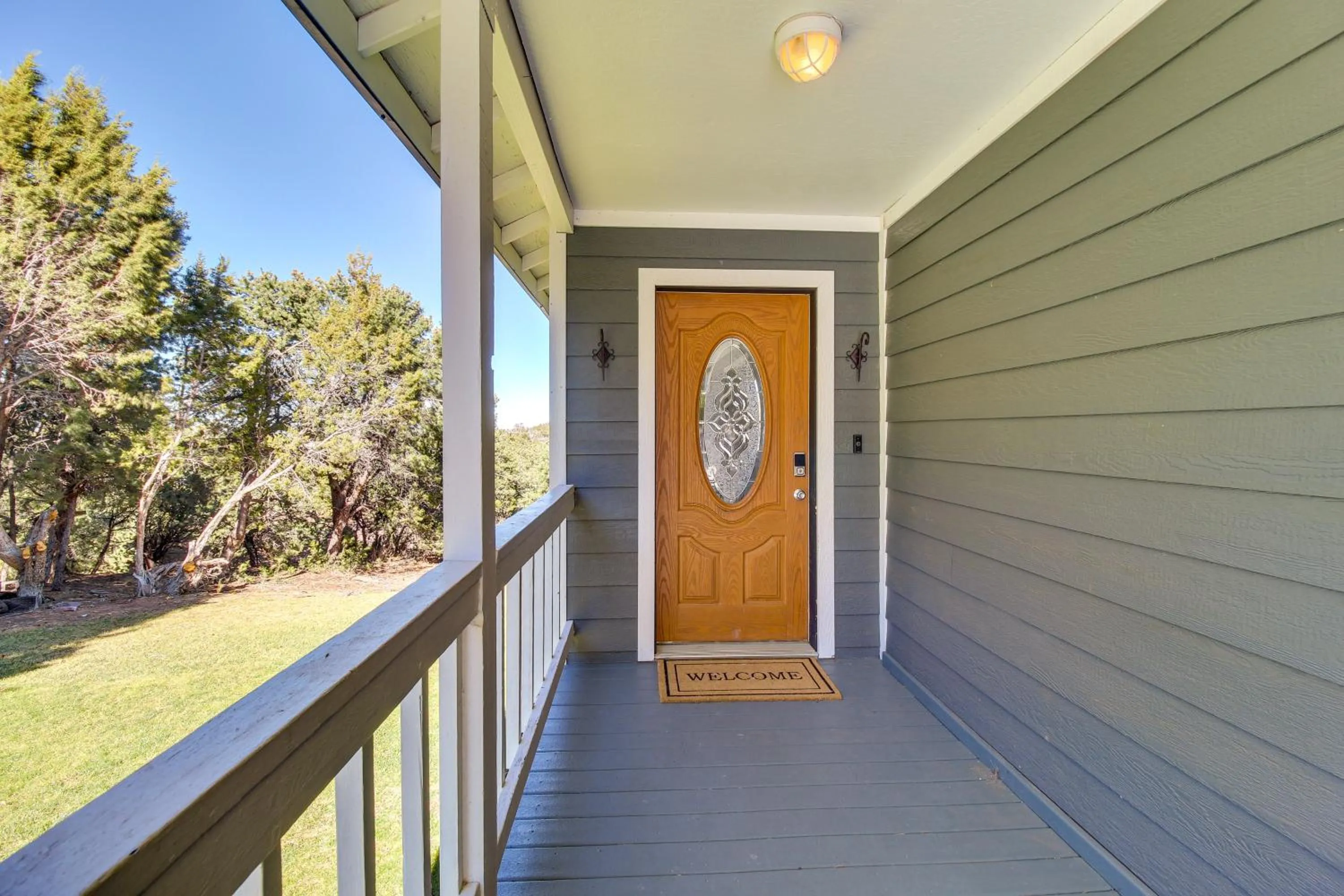 Eagar Vacation Rental Home with Spacious Deck!