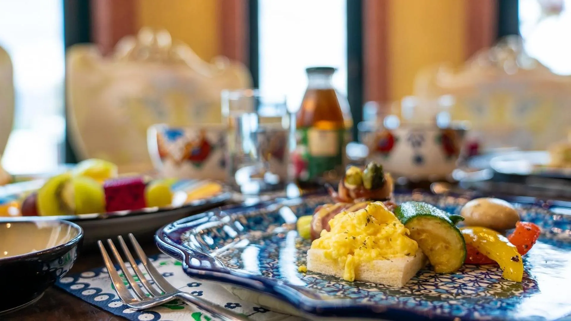 Breakfast in Hotel Moon