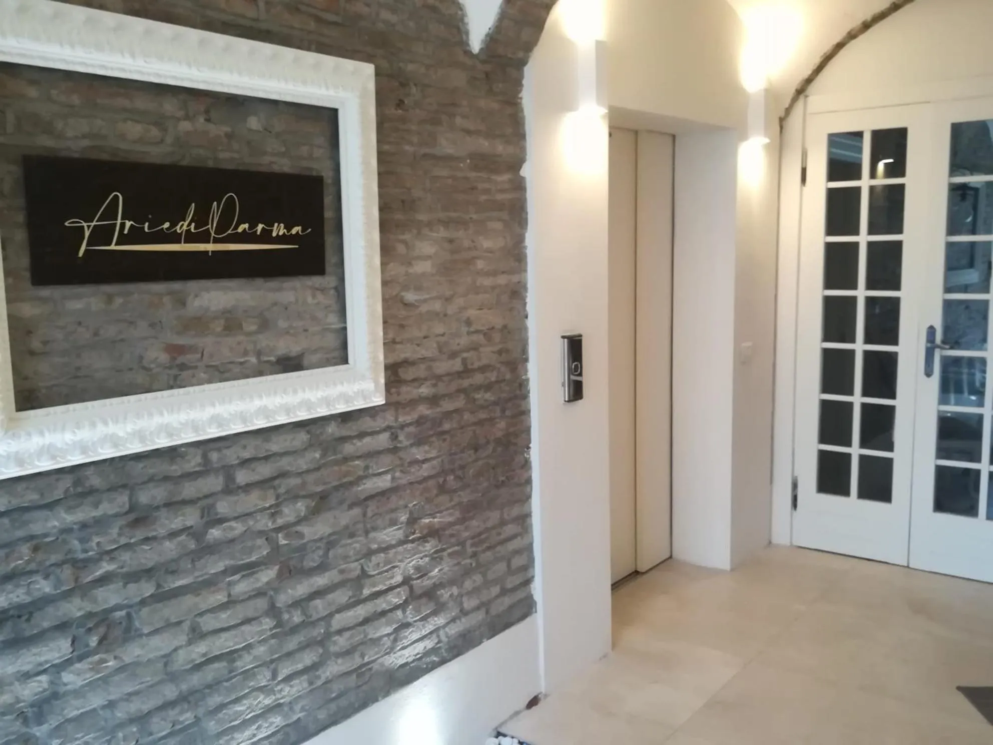 Property logo or sign in AriediParma Appartamenti