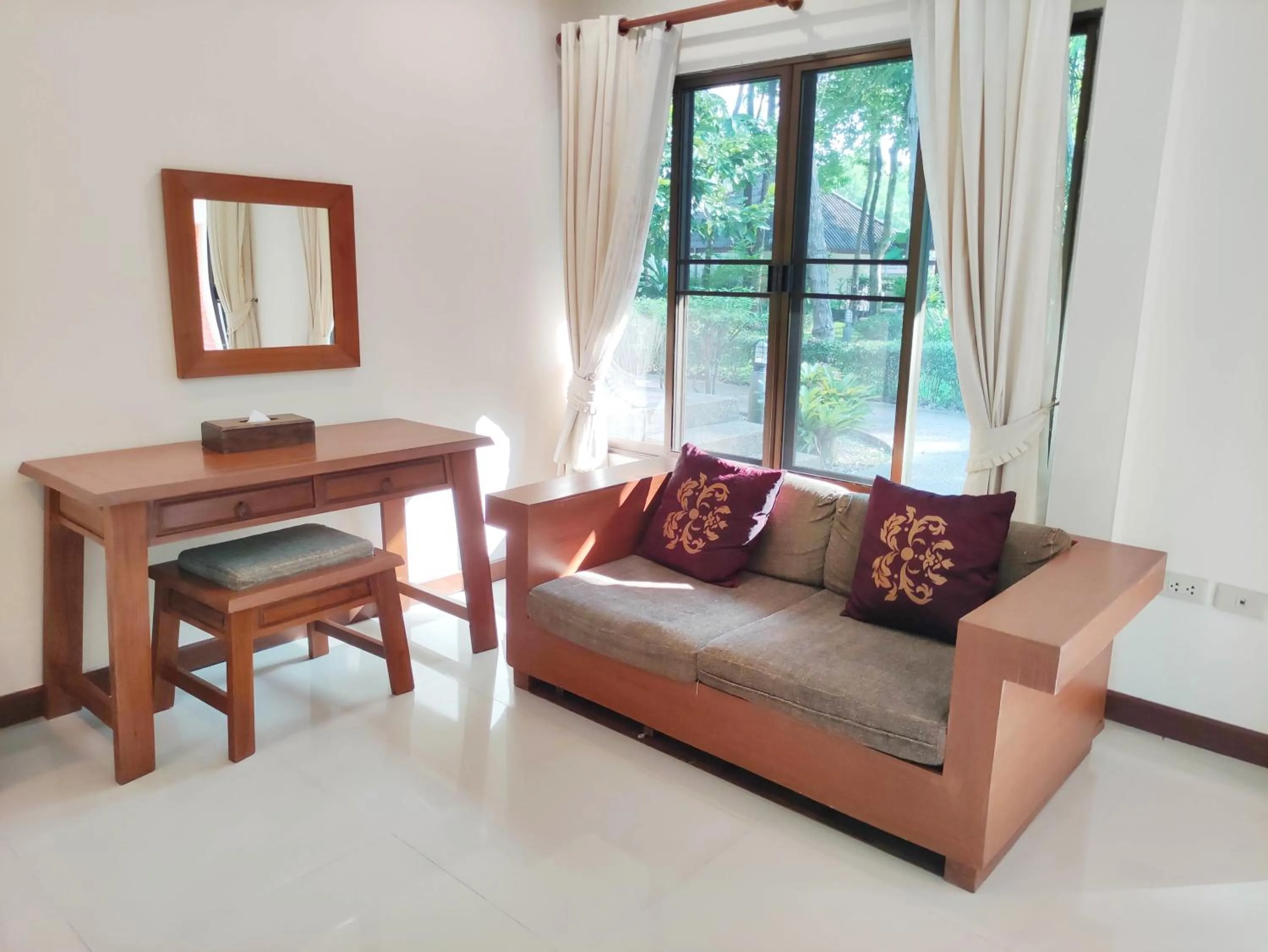 Thara Cholapruek Resort