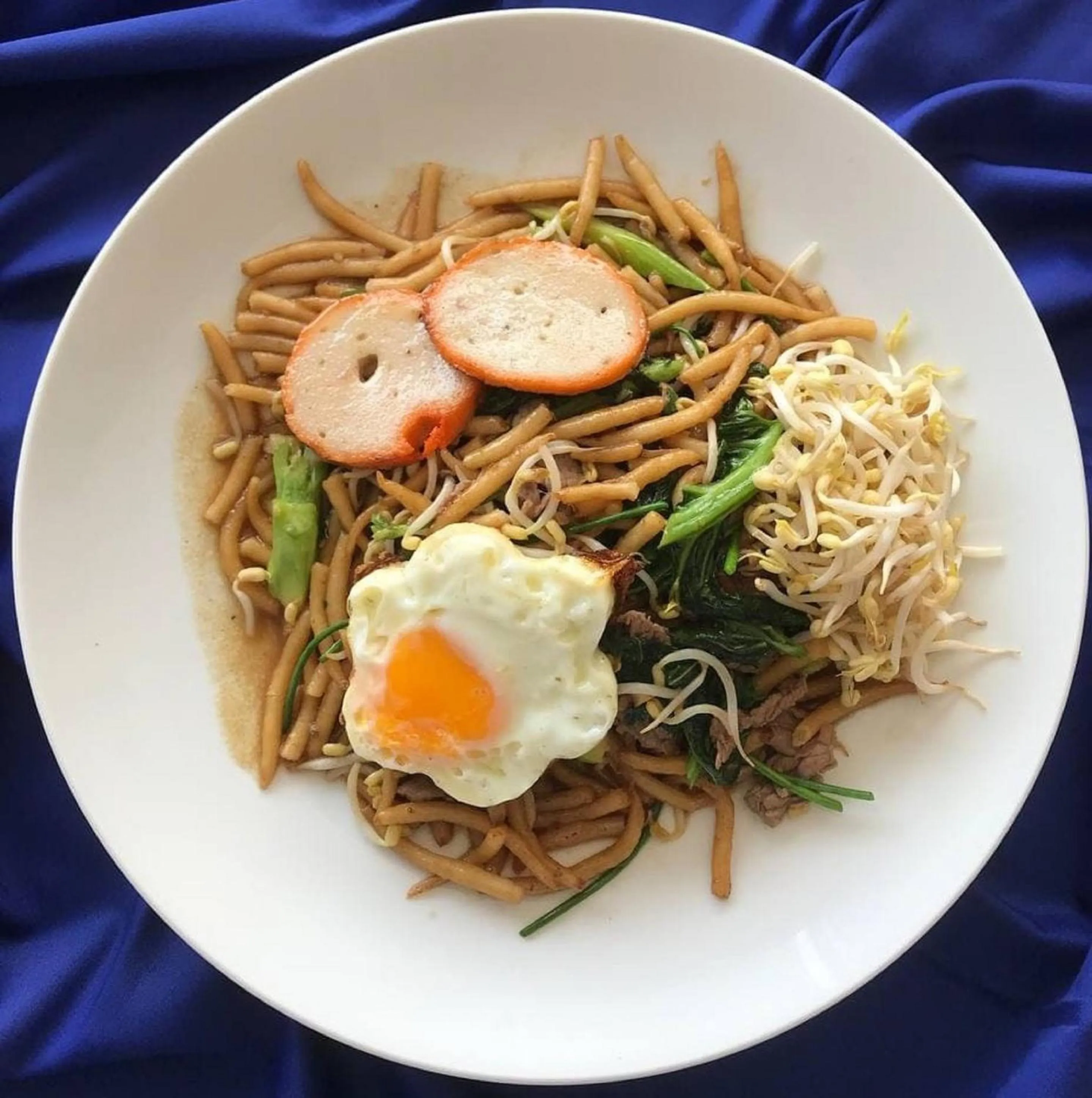 Restaurant/places to eat in V V Hotel Battambang