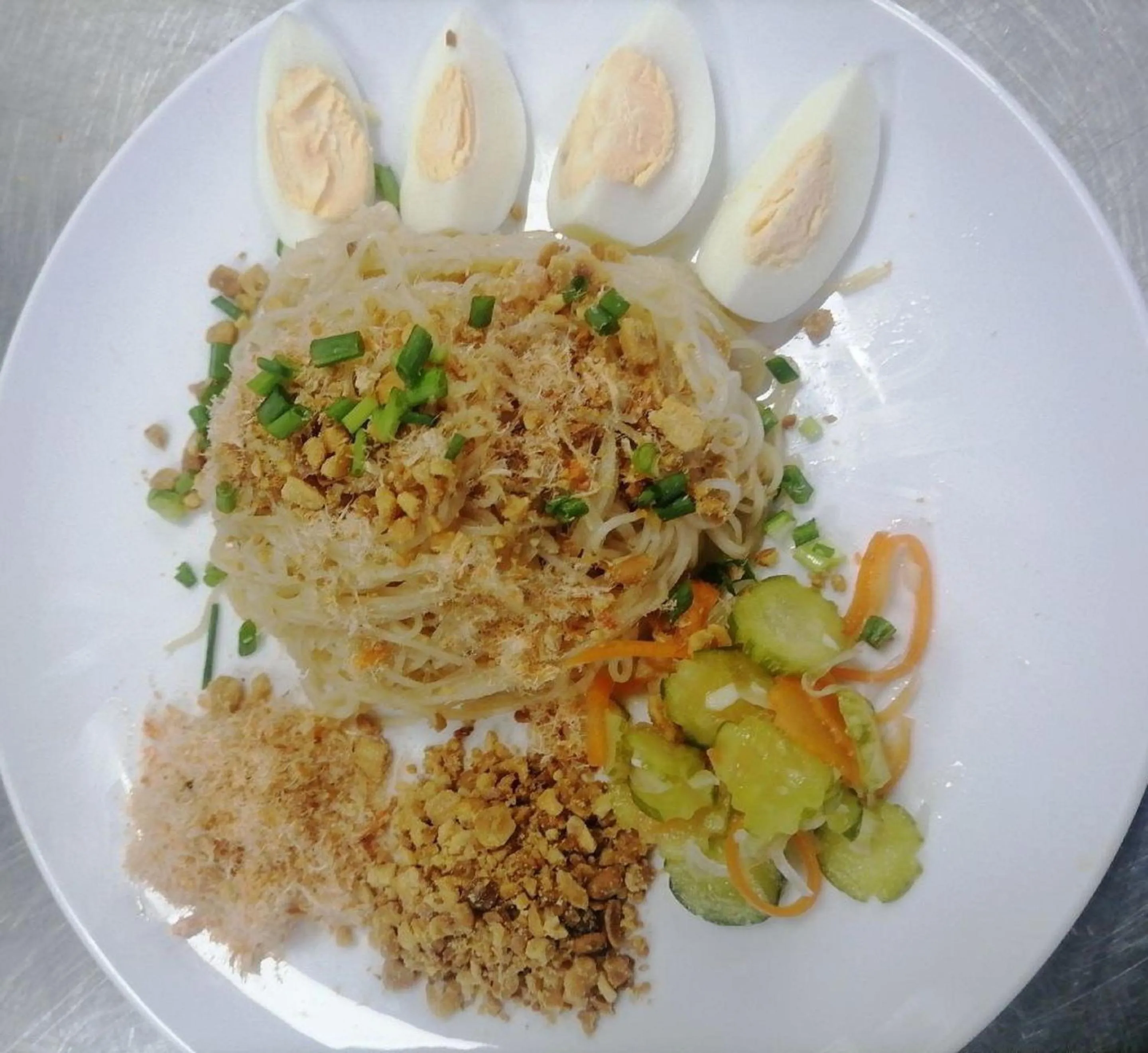 Restaurant/places to eat in V V Hotel Battambang