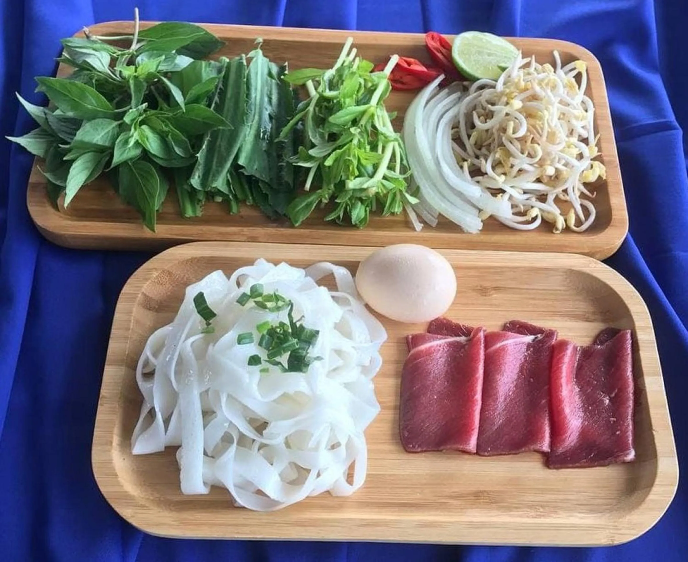 Restaurant/places to eat in V V Hotel Battambang