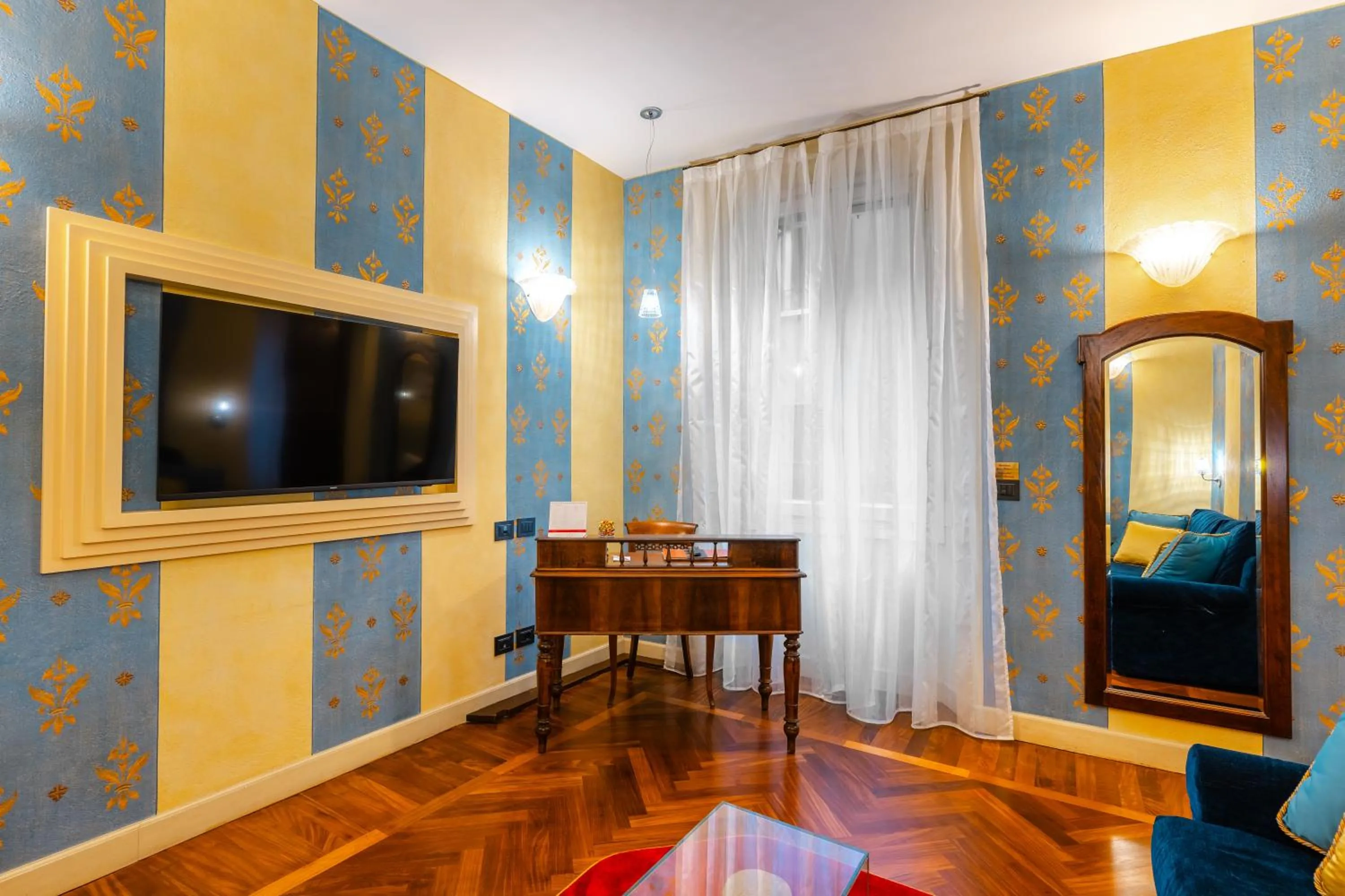 Photo of the whole room in Art Hotel Commercianti