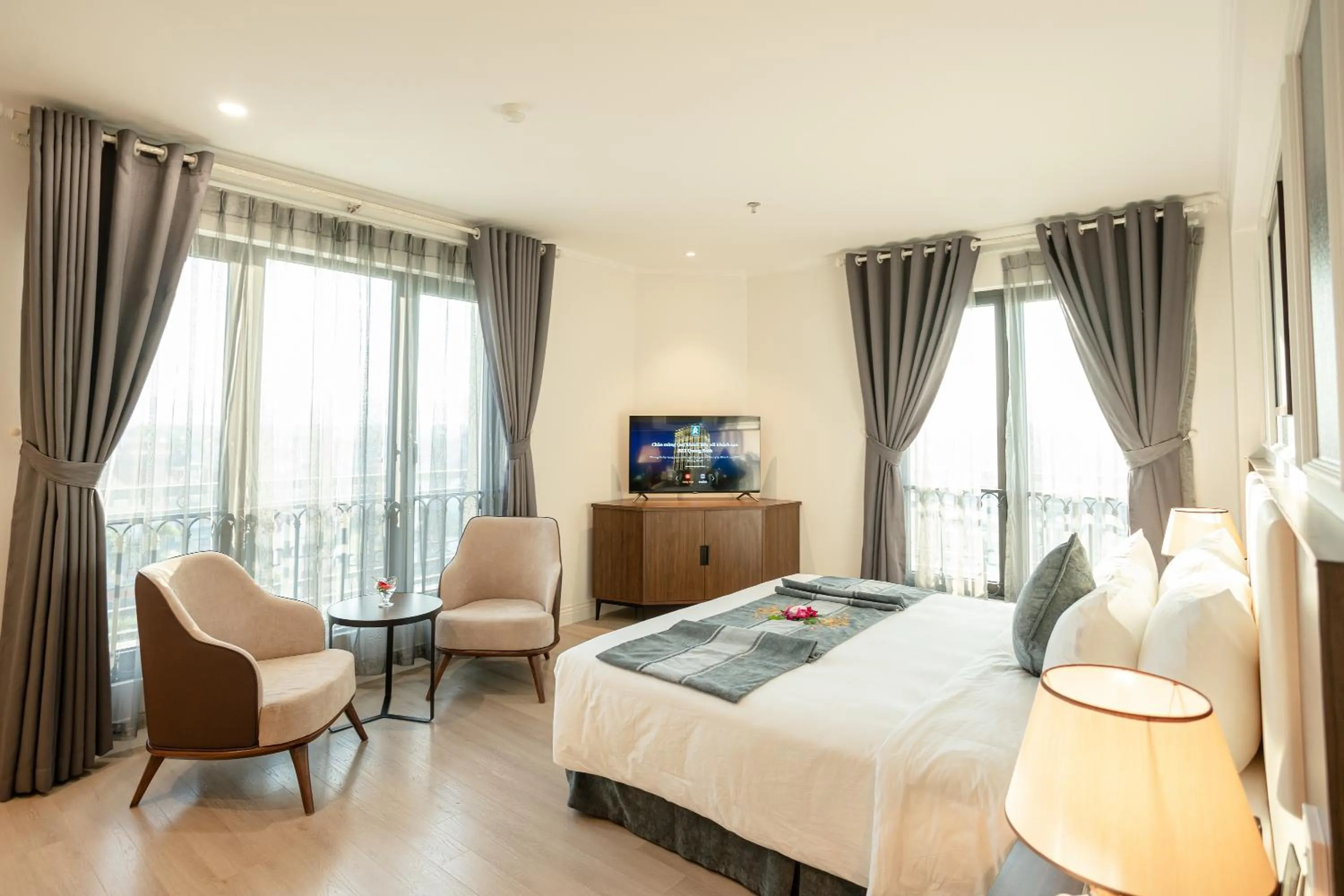 Bedroom, Bed in Rex Quang Binh Hotel