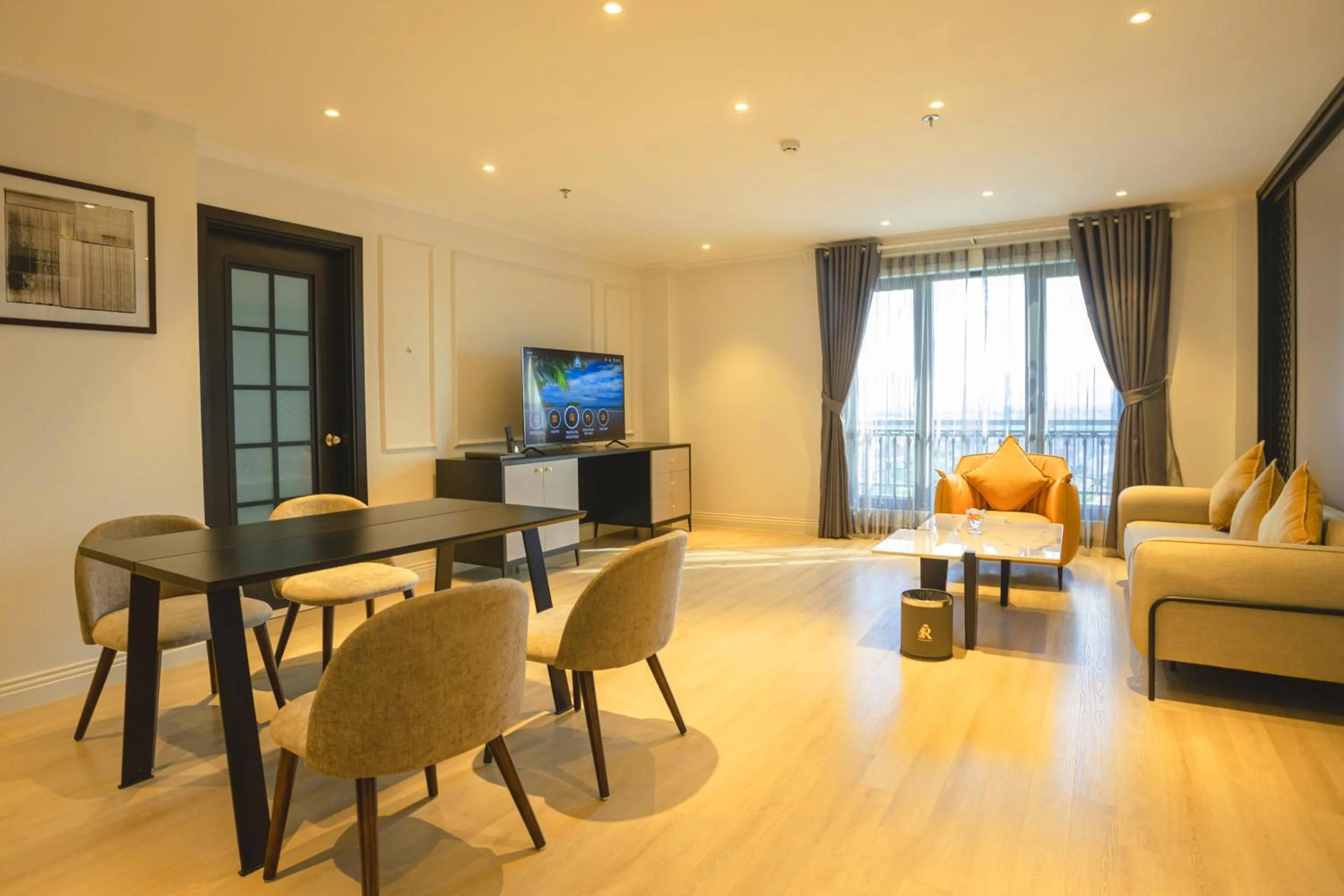 TV and multimedia in Rex Quang Binh Hotel