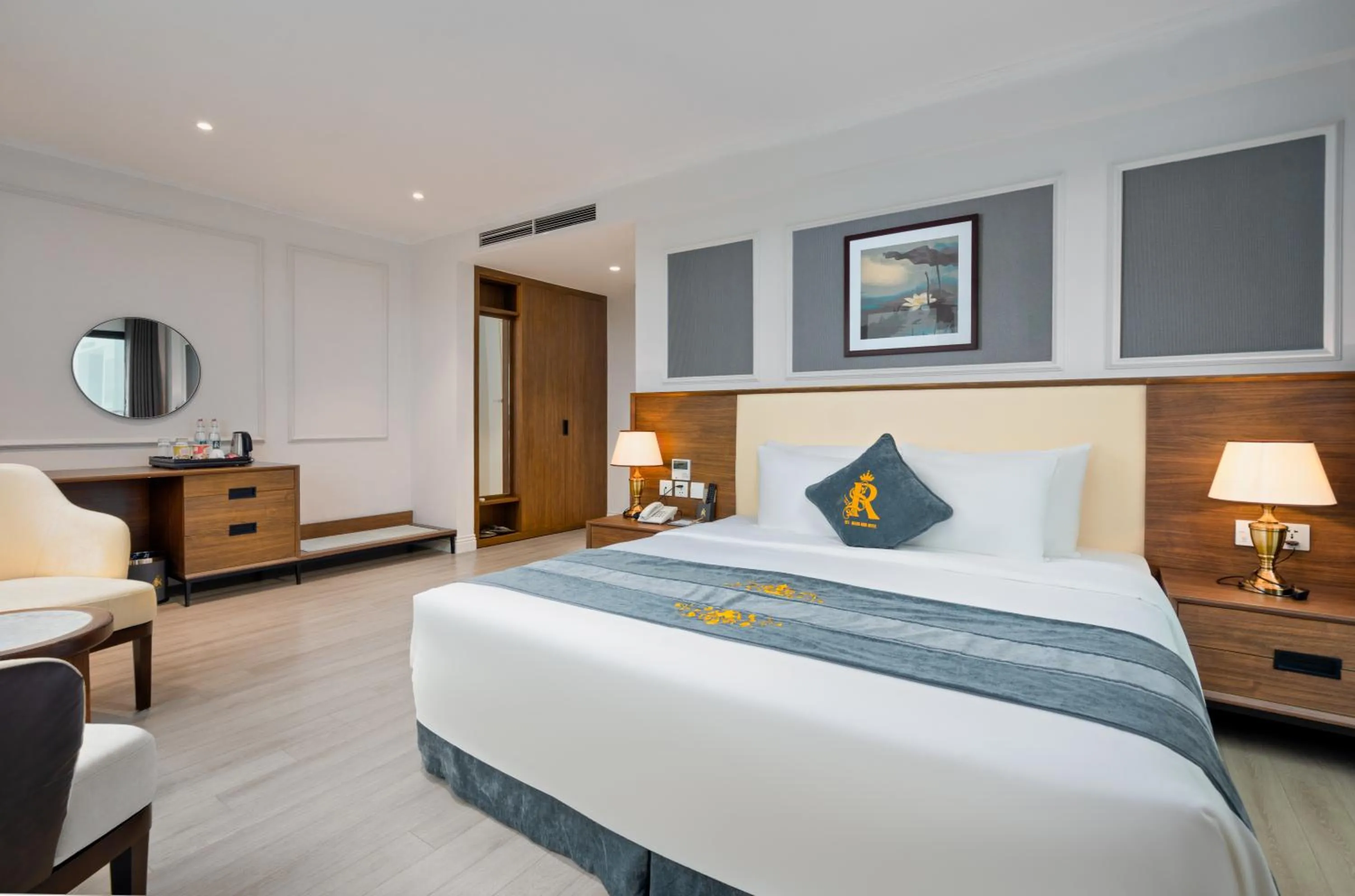 Bedroom, Bed in Rex Quang Binh Hotel